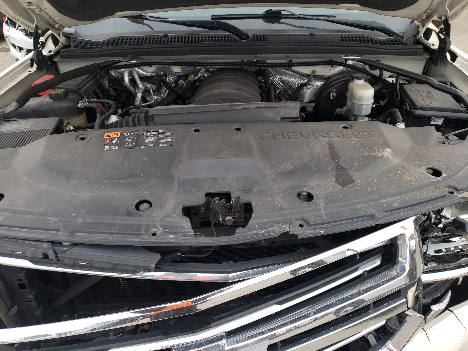 Photo 7 from auction – 2015 CHEVROLET TAHOE with VIN 1GNSKCKC8FR244440