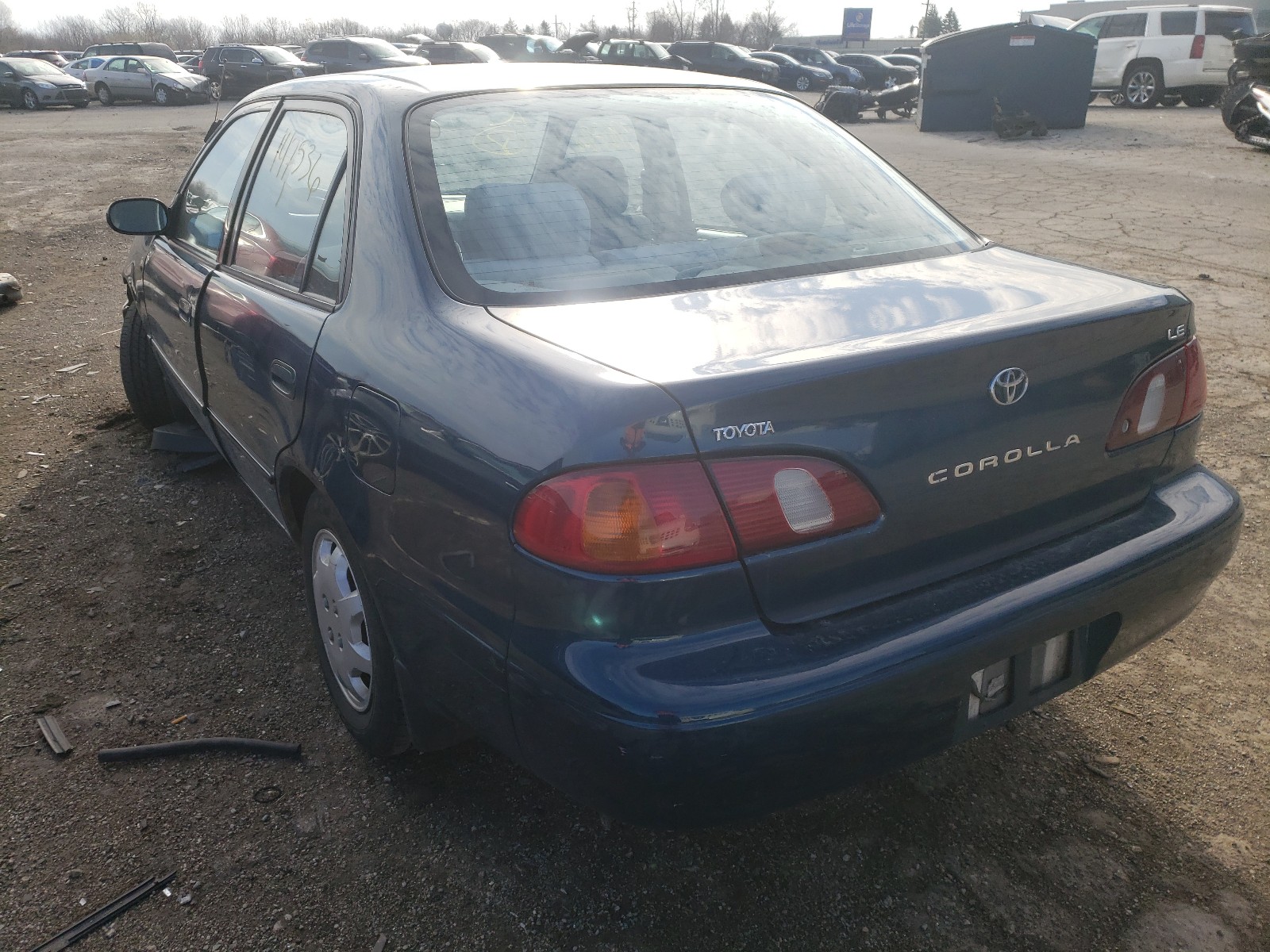 Photo 3 from auction – 2000 TOYOTA COROLLA VE with VIN 1NXBR12E6YZ344784