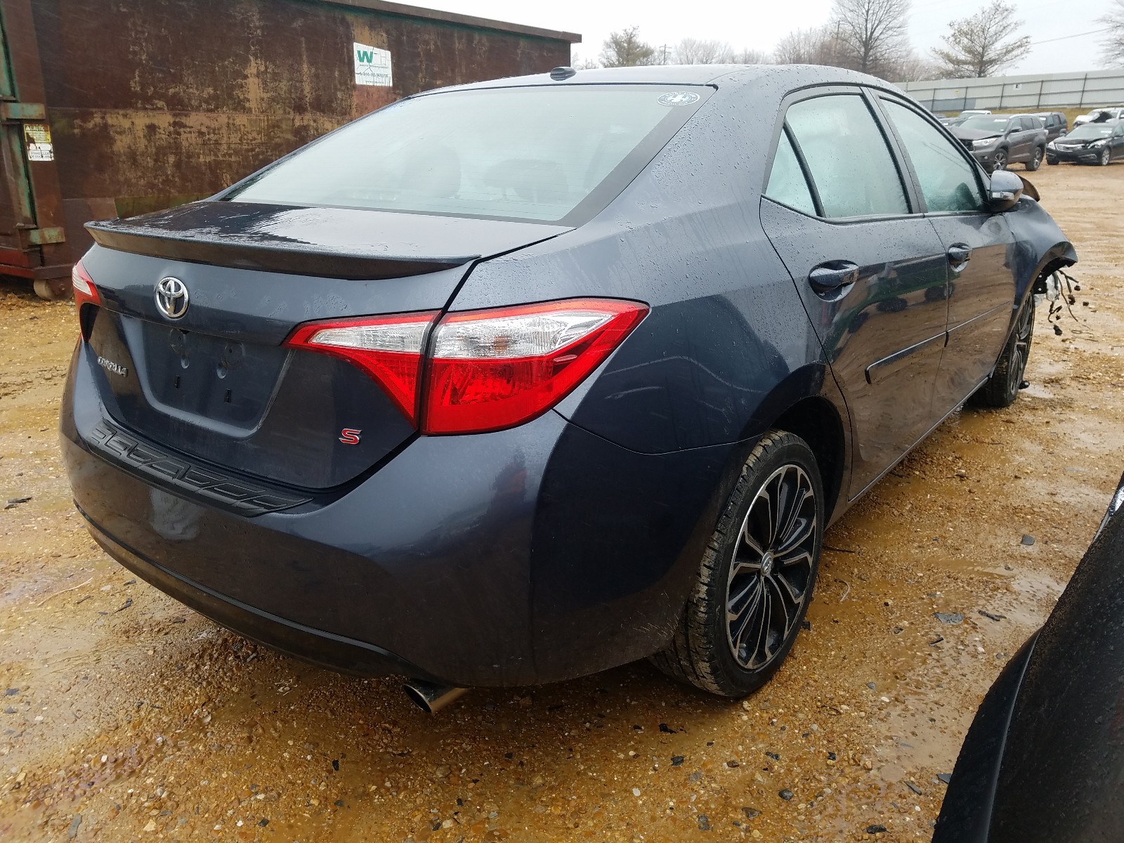 Photo 4 from auction – 2015 TOYOTA COROLLA L with VIN 5YFBURHE0FP239242