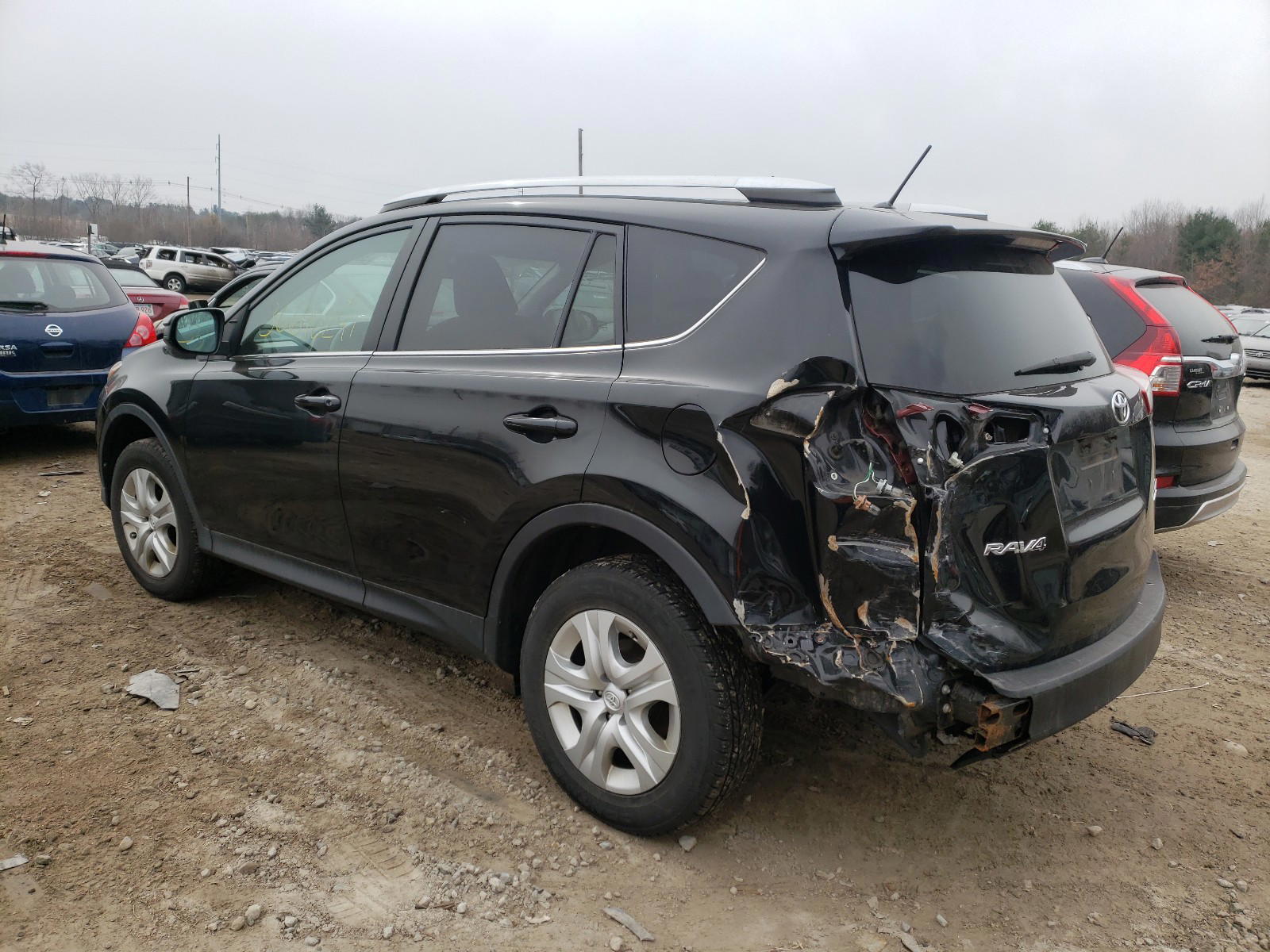 Photo 3 from auction – 2015 TOYOTA RAV4 LE with VIN 2T3BFREV2FW249243