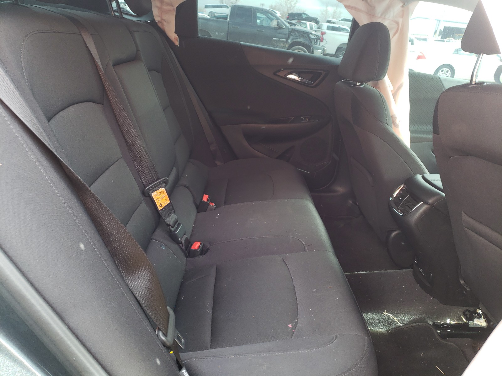 Photo 6 from auction – 2017 CHEVROLET MALIBU LT with VIN 1G1ZE5ST0HF167327