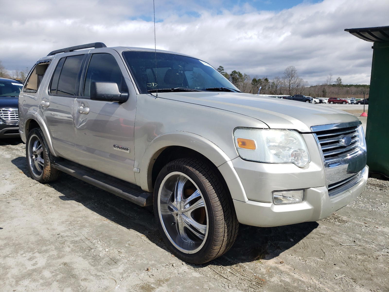 FORD EXPLORER X 2008 with VIN 1FMEU73E28UA63465 - Photo from auction