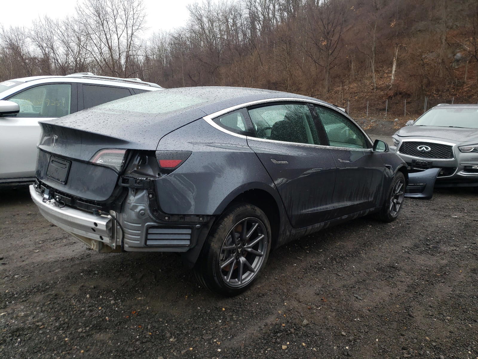 Photo 4 from auction – 2019 TESLA MODEL 3 with VIN 5YJ3E1EA7KF406402