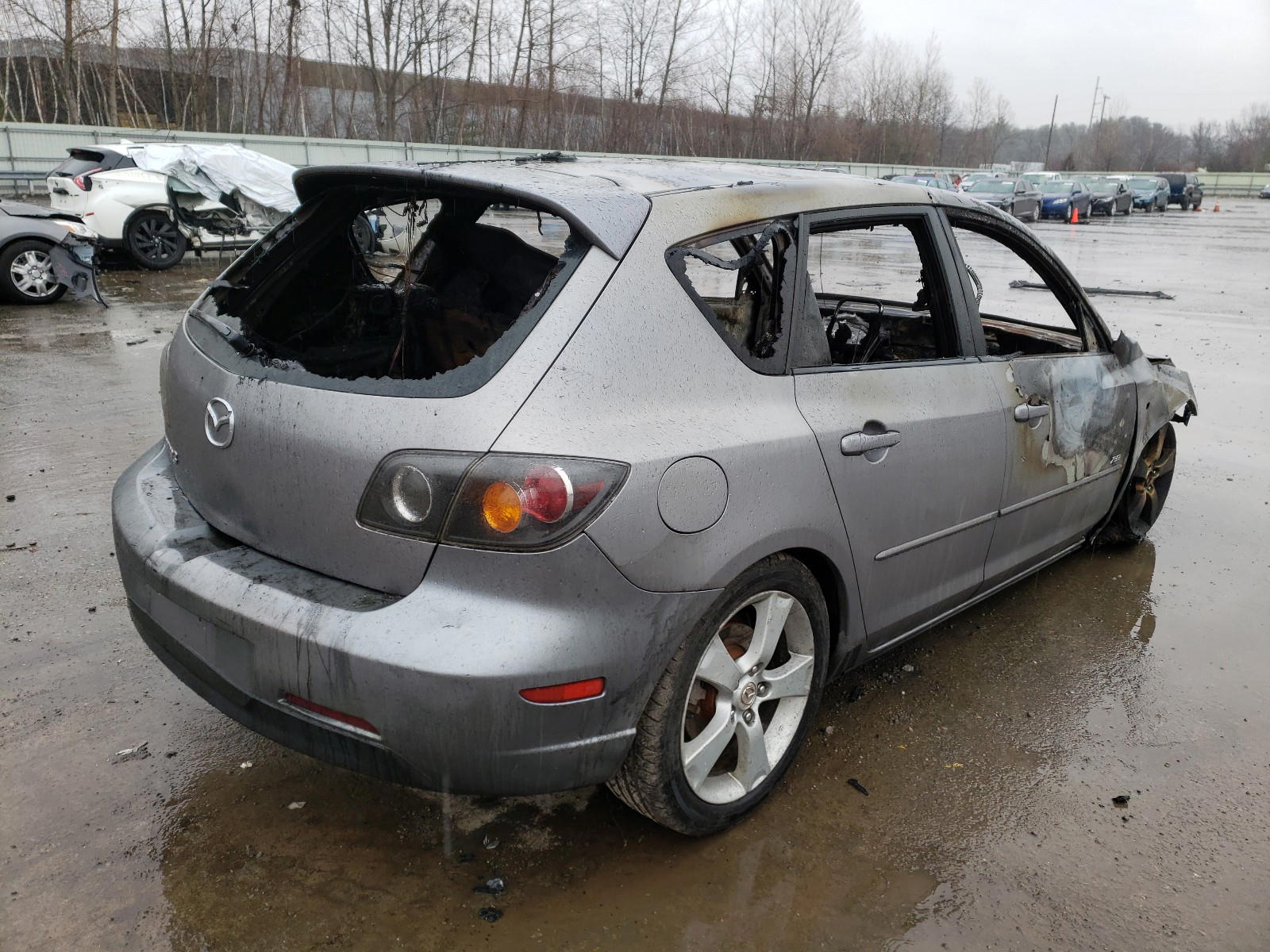 Photo 4 from auction – 2006 MAZDA 3 HATCHBAC with VIN JM1BK144361454767
