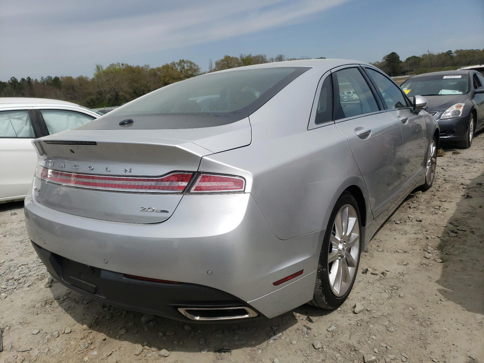 Photo 4 from auction – 2015 LINCOLN MKZ with VIN 3LN6L2G96FR618087