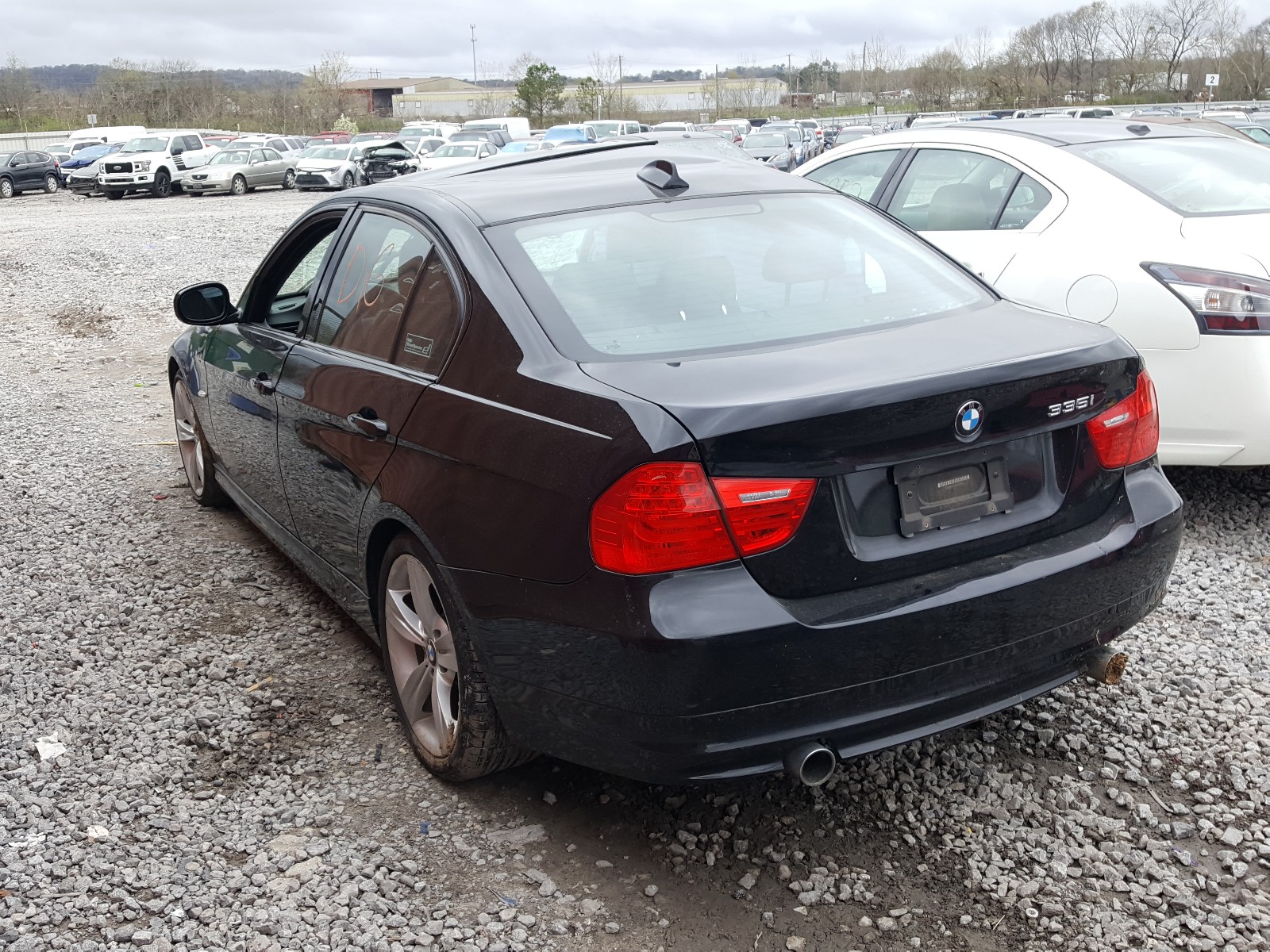 Photo 3 from auction – 2010 BMW 335 I with VIN WBAPM7G58ANL89467