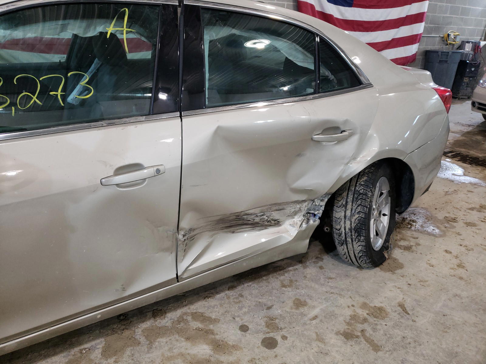 Photo 9 from auction – 2015 CHEVROLET MALIBU with VIN 1G11B5SL8FF266772