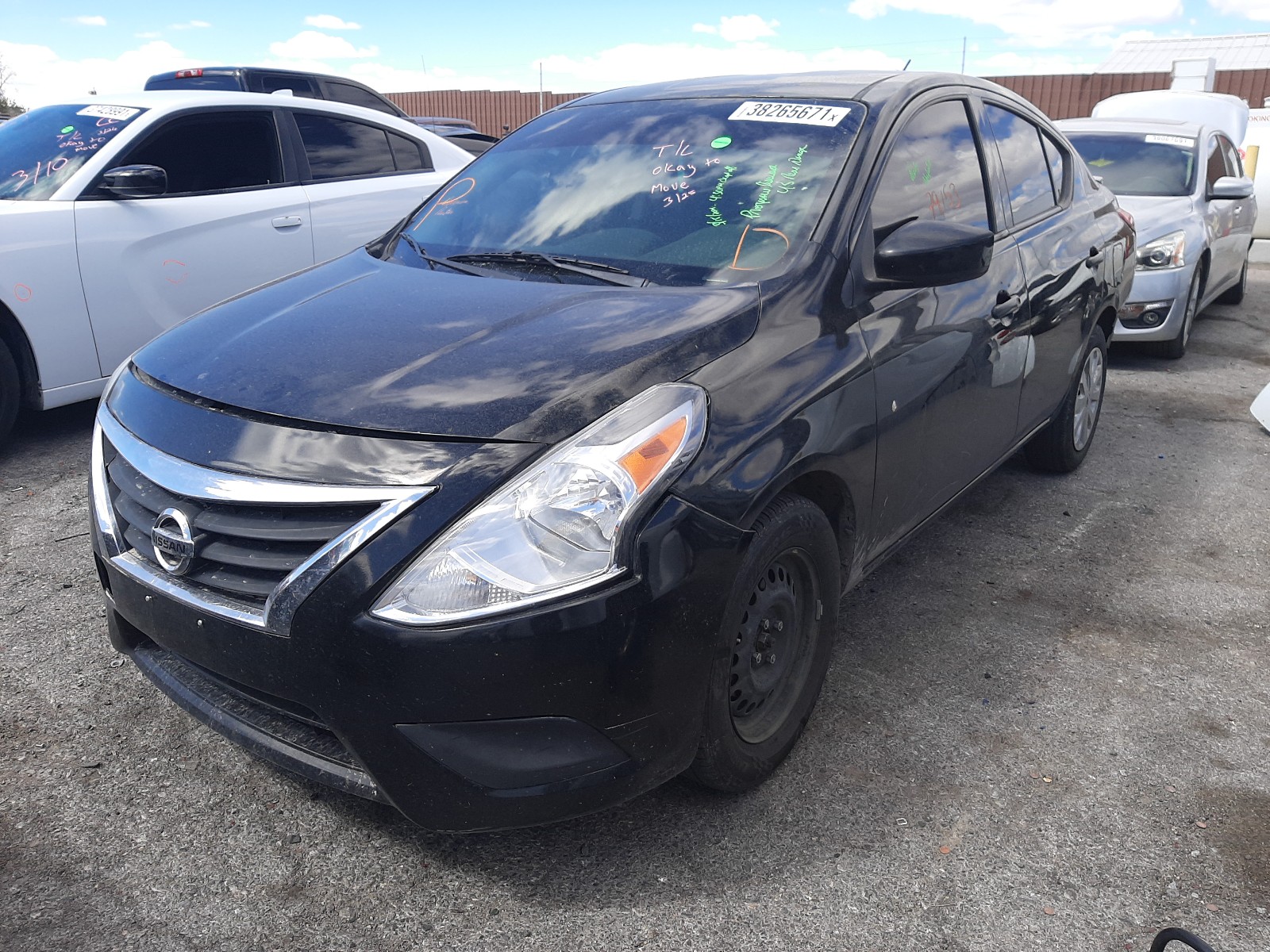 Photo 2 from auction – 2015 NISSAN VERSA S with VIN 3N1CN7AP0FL934032