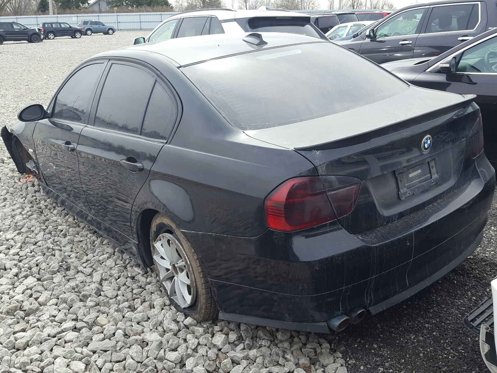 Photo 3 from auction – 2006 BMW 325 XI with VIN WBAVD13526KV13963