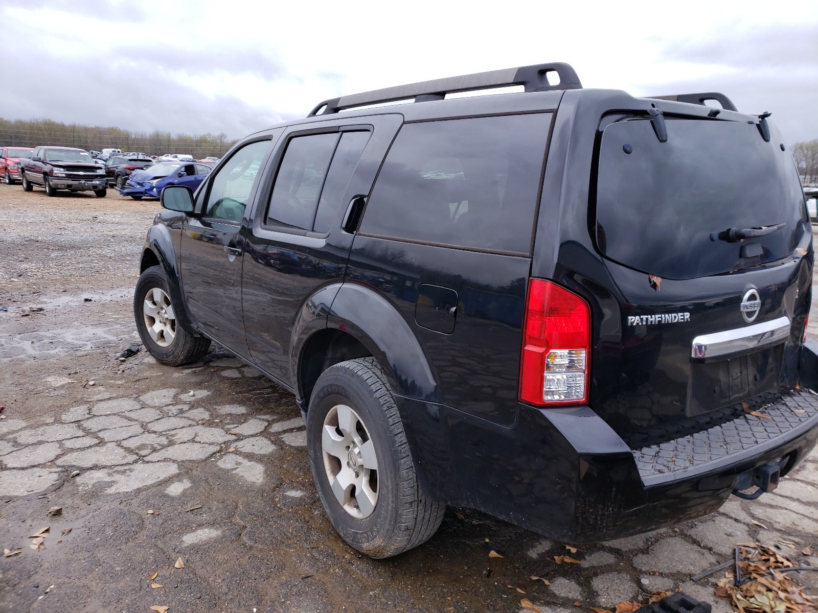Photo 3 from auction – 2010 NISSAN PATHFINDER with VIN 5N1AR1NNXAC606695