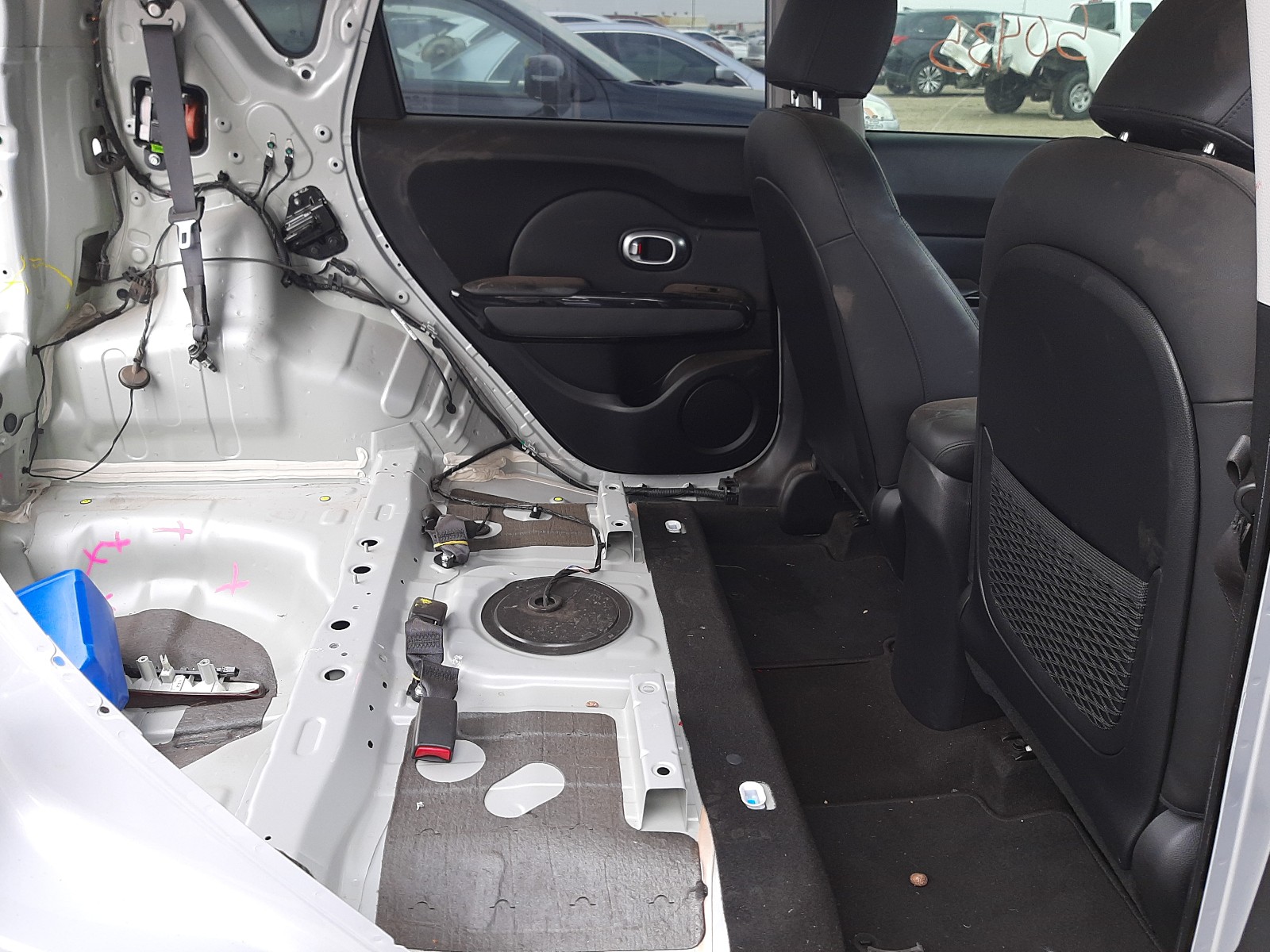 Photo 6 from auction – 2016 KIA SOUL ! with VIN KNDJX3A5XG7845371