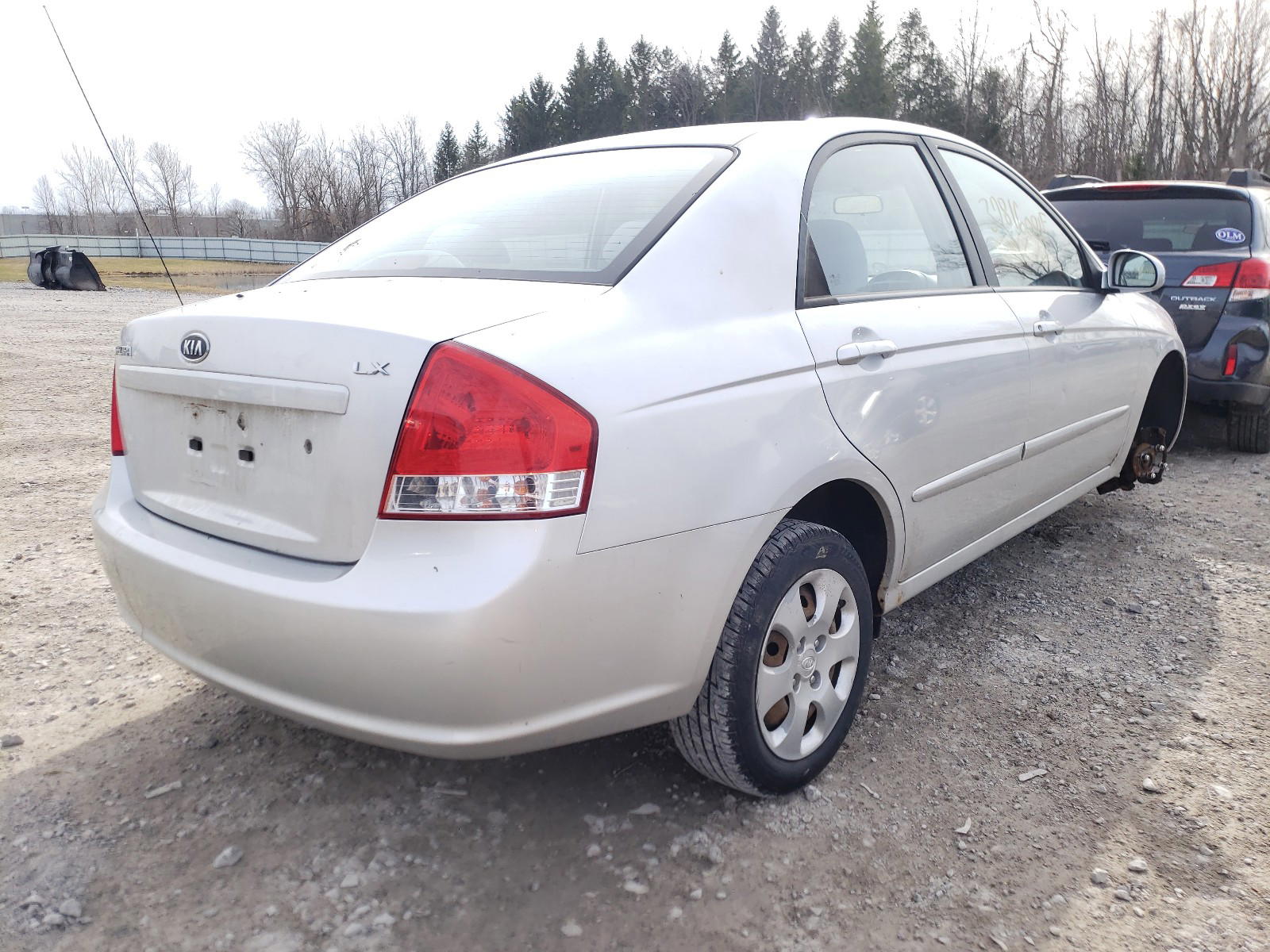 Photo 4 from auction – 2009 KIA SPECTRA EX with VIN KNAFE222495643146