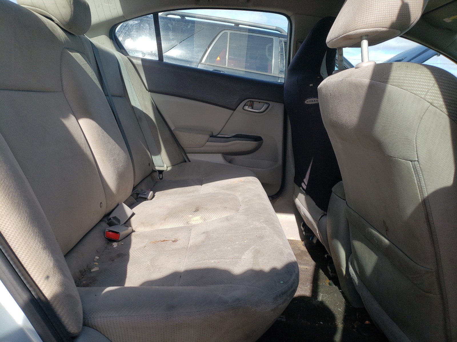 Photo 6 from auction – 2012 HONDA CIVIC LX with VIN 2HGFB2F59CH566257