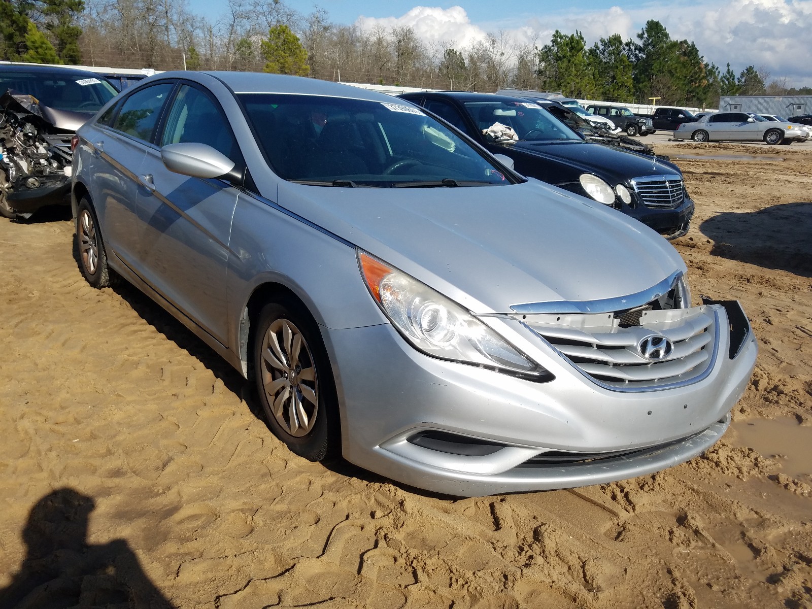 HYUNDAI SONATA GLS 2011 with VIN 5NPEB4AC7BH245674 - Photo from auction