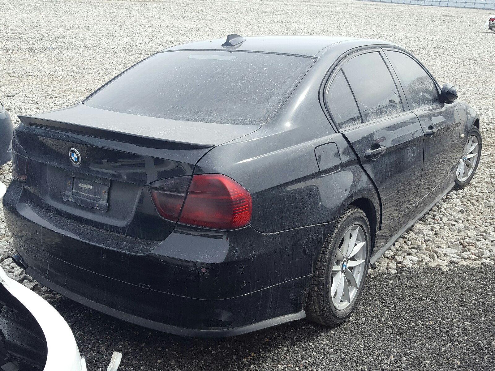 Photo 4 from auction – 2006 BMW 325 XI with VIN WBAVD13526KV13963