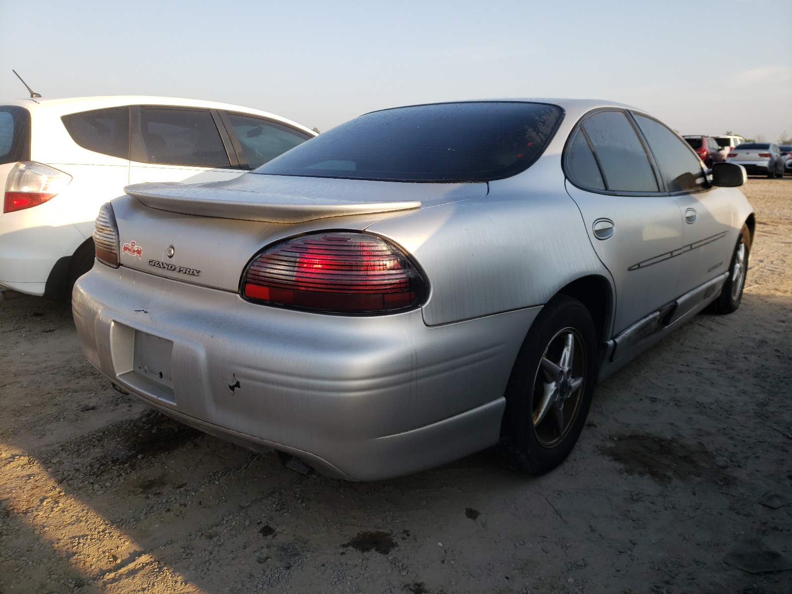 Photo 4 from auction – 2003 PONTIAC GRAND PRIX with VIN 1G2WP52K33F180811