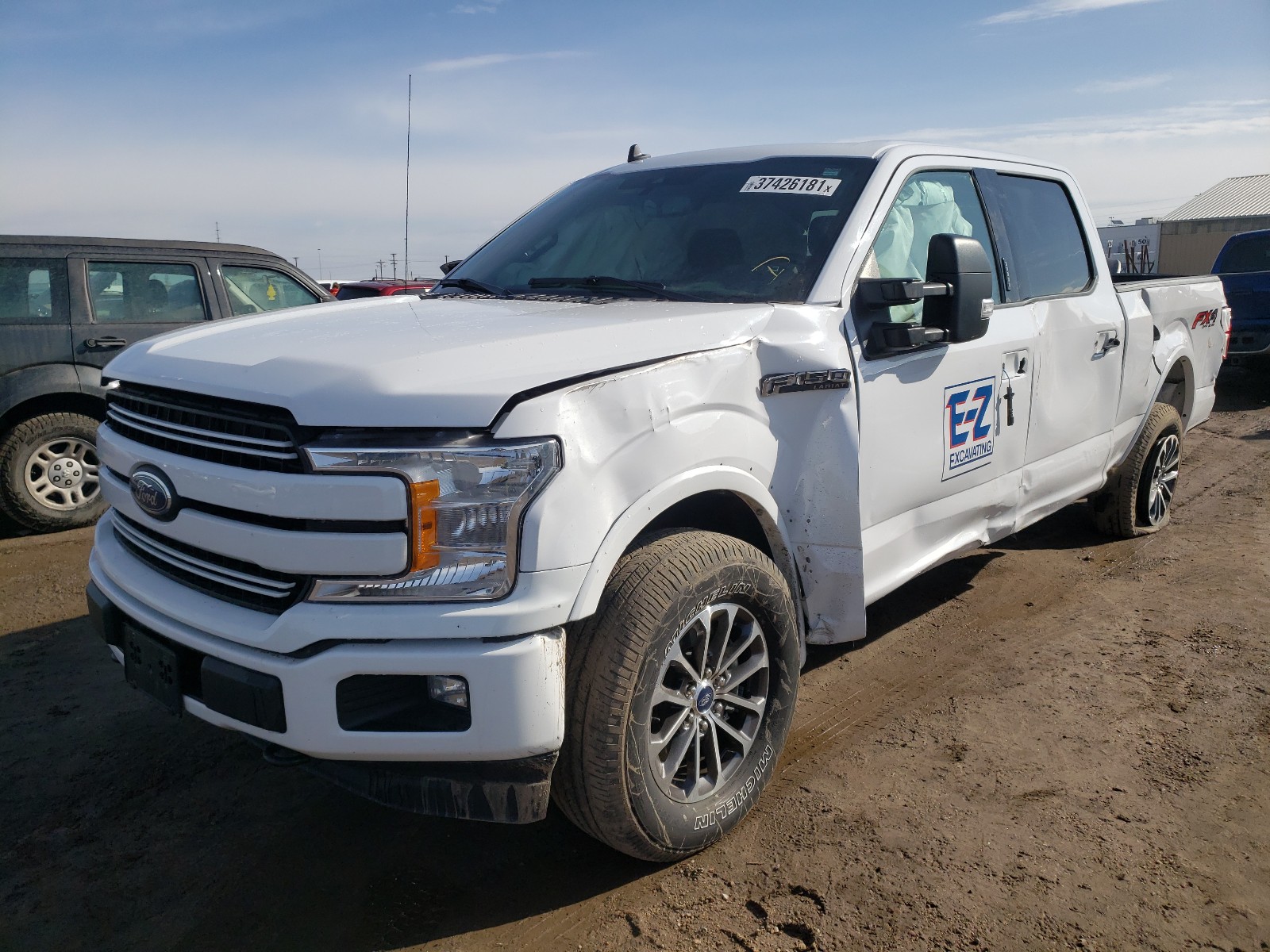 Photo 2 from auction – 2019 FORD F150 SUPER with VIN 1FTFW1E40KKD56157