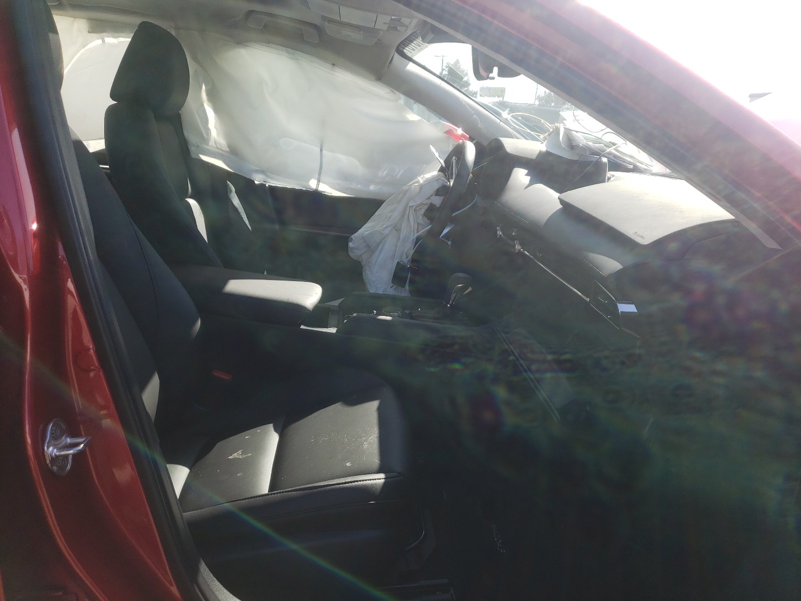 Foto 5 de la subasta – 2021 MAZDA 3 PREFERRE con VIN JM1BPBCL3M1316157