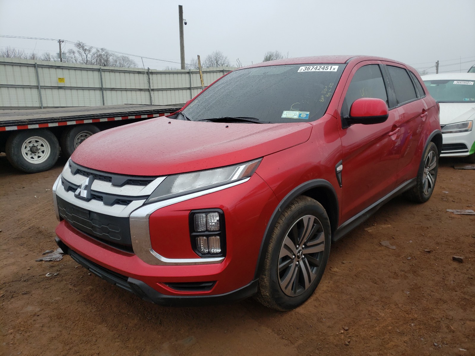 Photo 2 from auction – 2020 MITSUBISHI OUTLANDER with VIN JA4AR3AU4LU027125