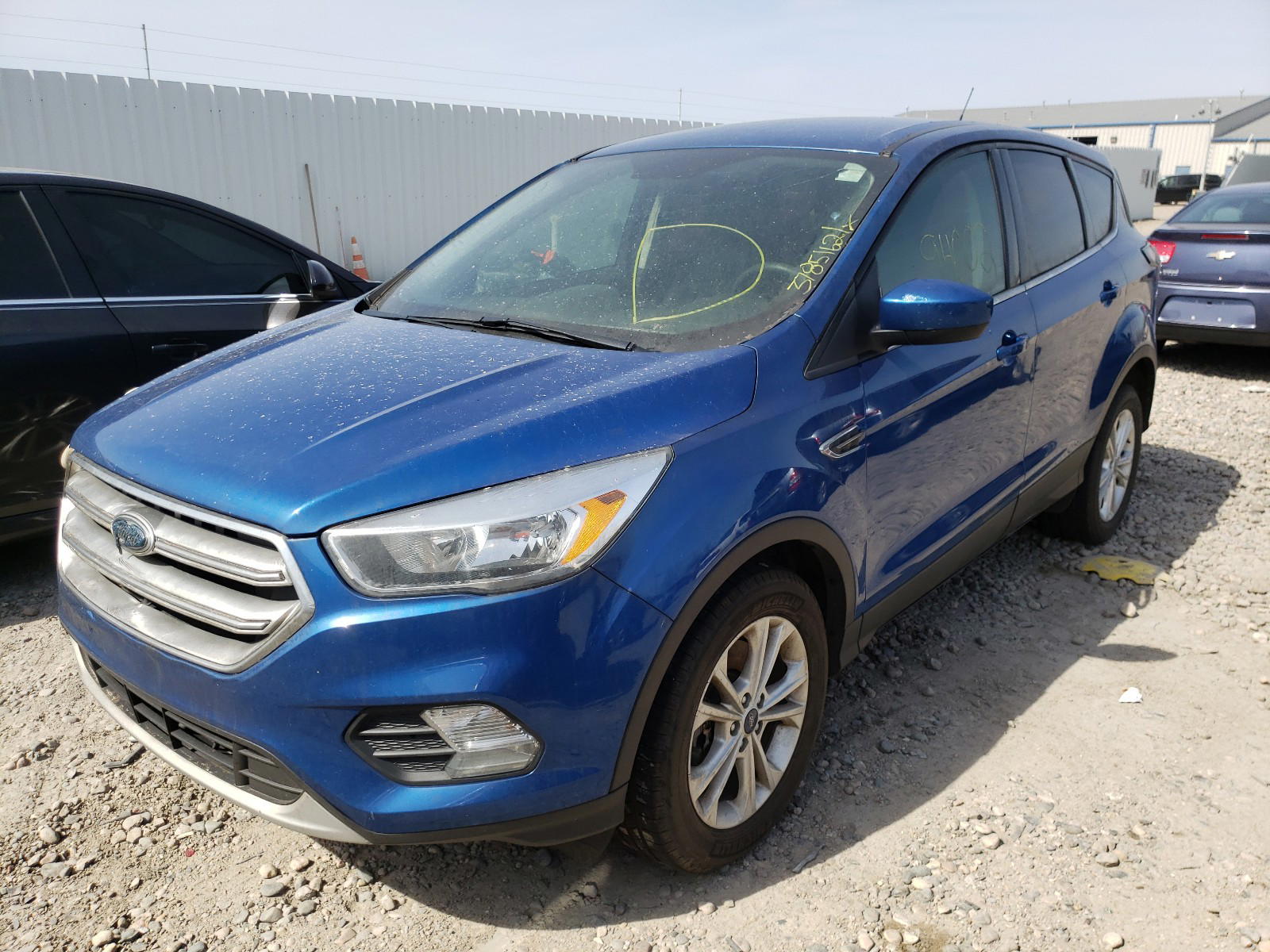 Photo 2 from auction – 2017 FORD ESCAPE SE with VIN 1FMCU9GD2HUC48491