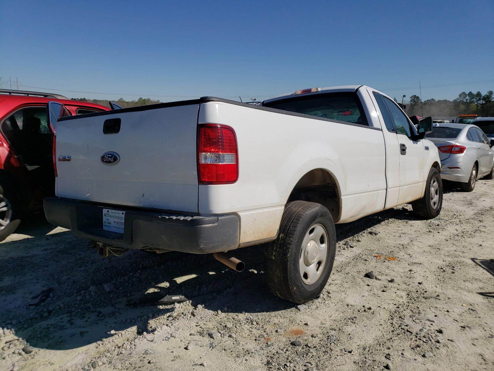 Photo 4 from auction – 2005 FORD F150 with VIN 1FTVF12545NC01638