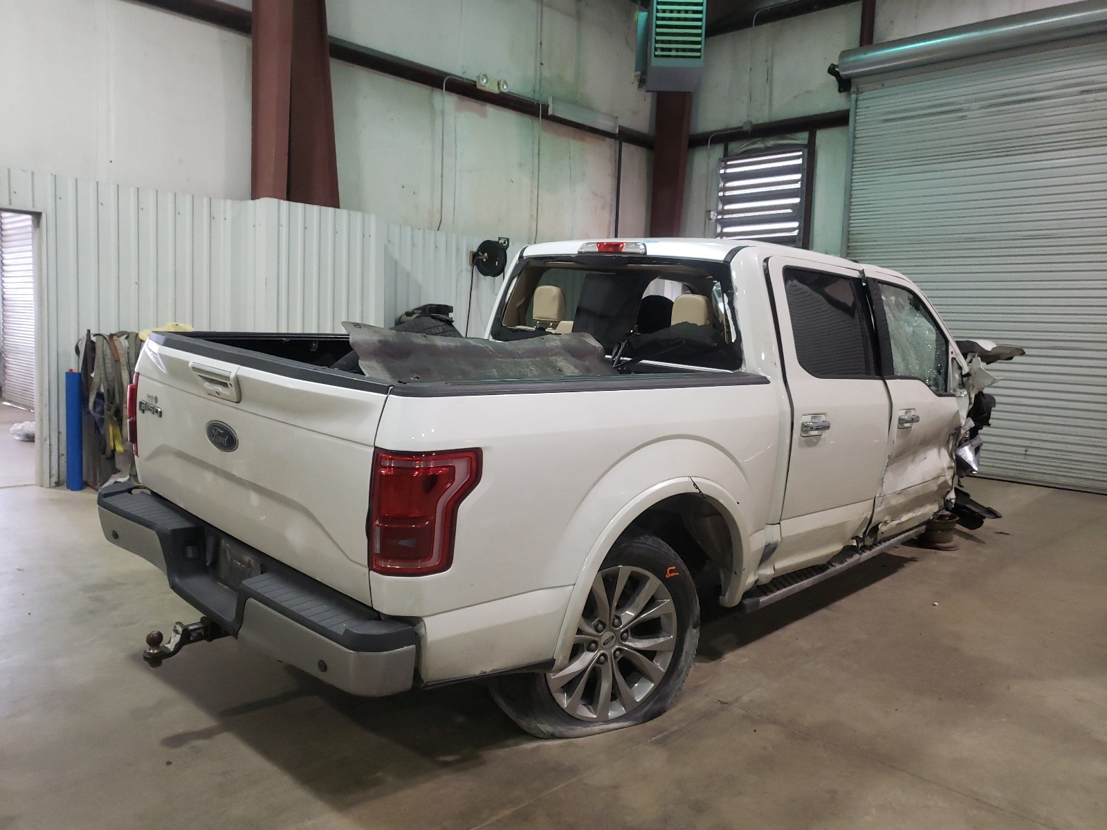 Photo 4 from auction – 2015 FORD F150 SUPER with VIN 1FTEW1CG6FKE38229