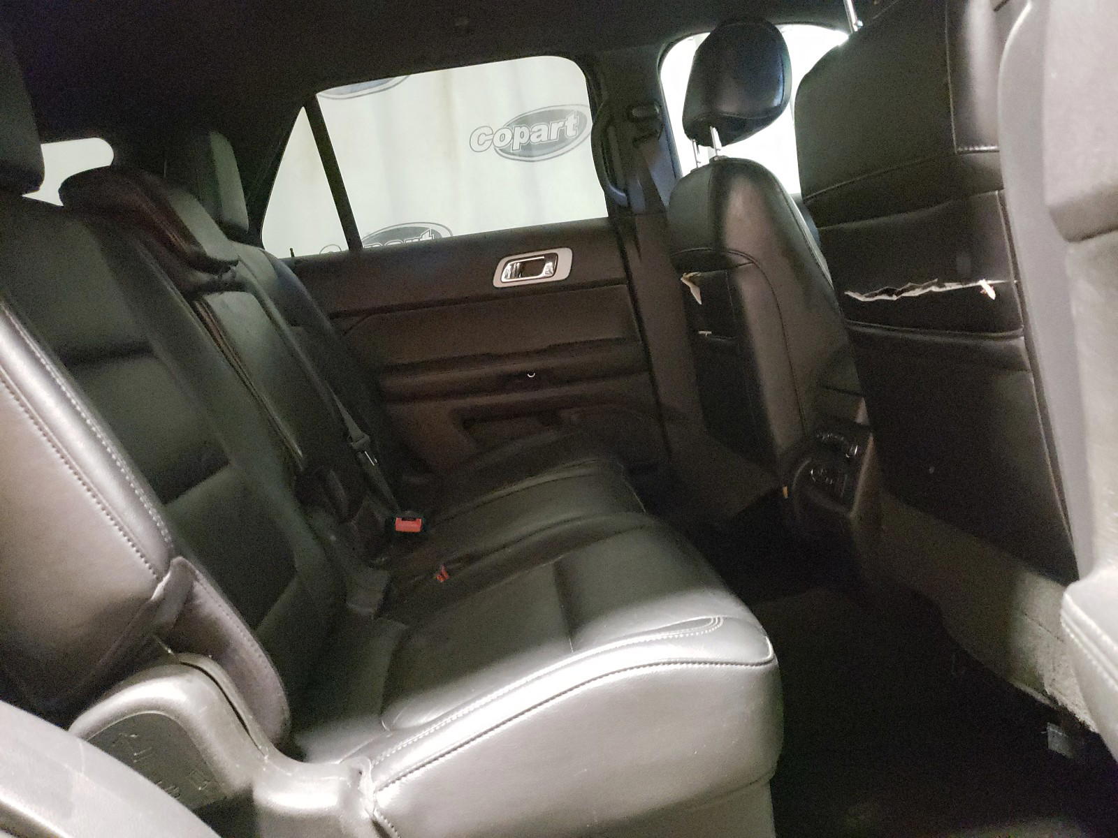 Photo 6 from auction – 2011 FORD EXPLORER L with VIN 1FMHK7F80BGA22069