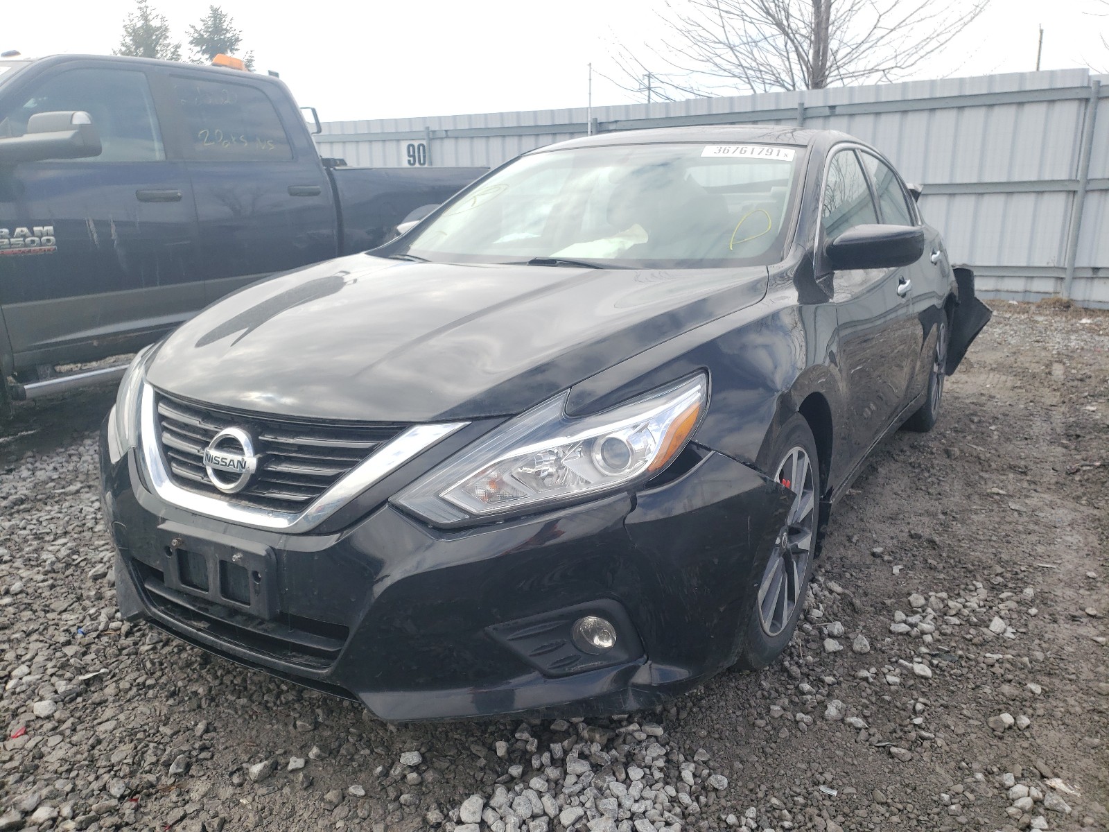 Photo 2 from auction – 2017 NISSAN ALTIMA 2.5 with VIN 1N4AL3AP1HN311739