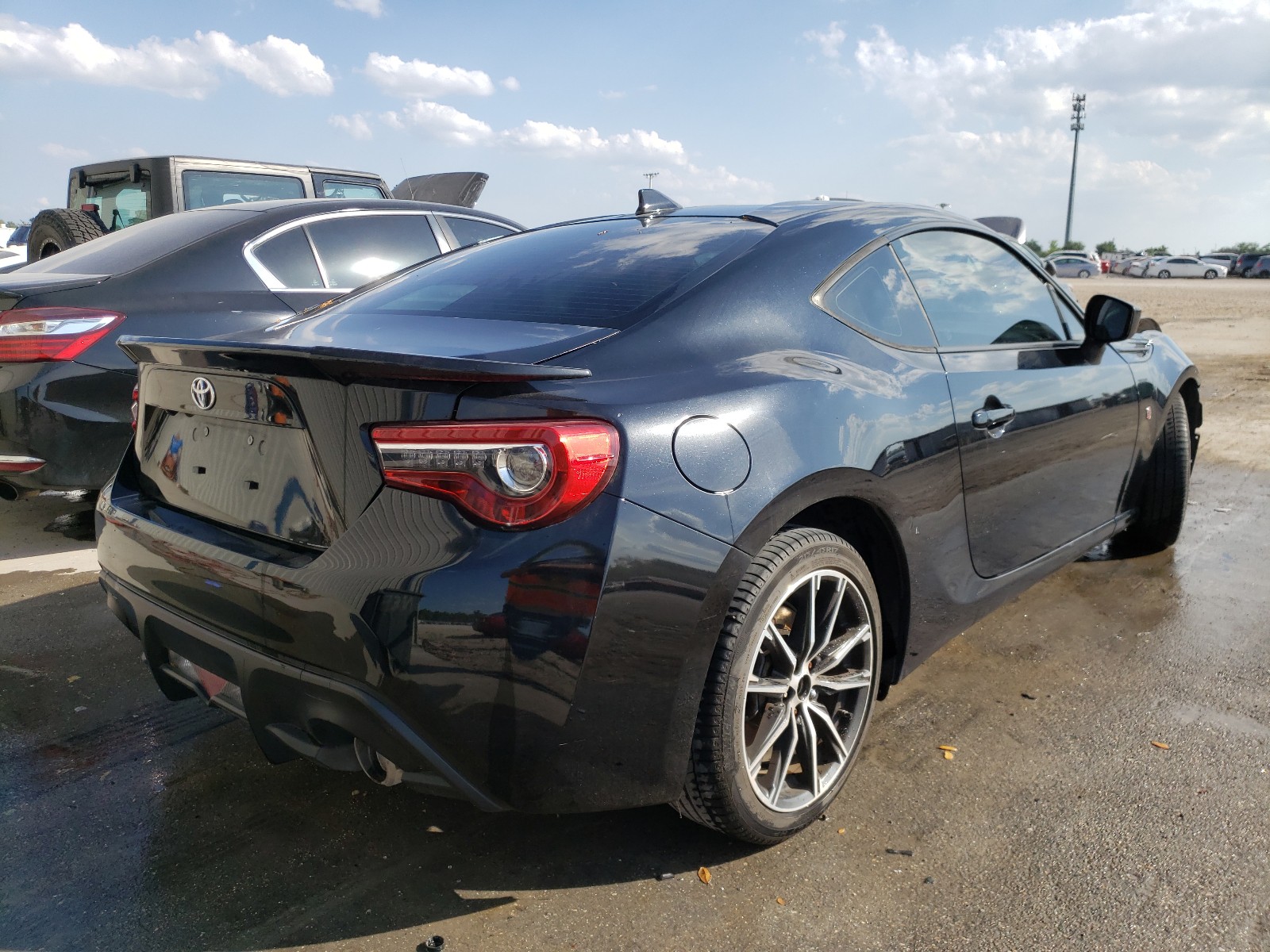 Photo 4 from auction – 2017 TOYOTA 86 BASE with VIN JF1ZNAA19H8703525