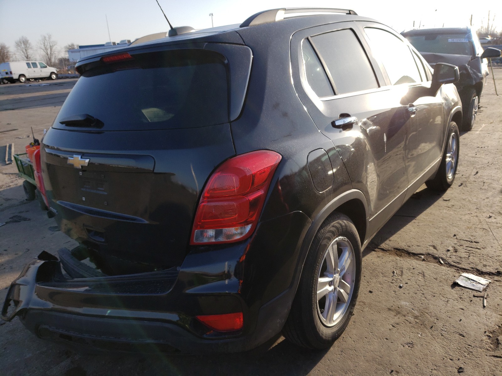 Photo 4 from auction – 2017 CHEVROLET TRAX 1LT with VIN 3GNCJLSB4HL262510