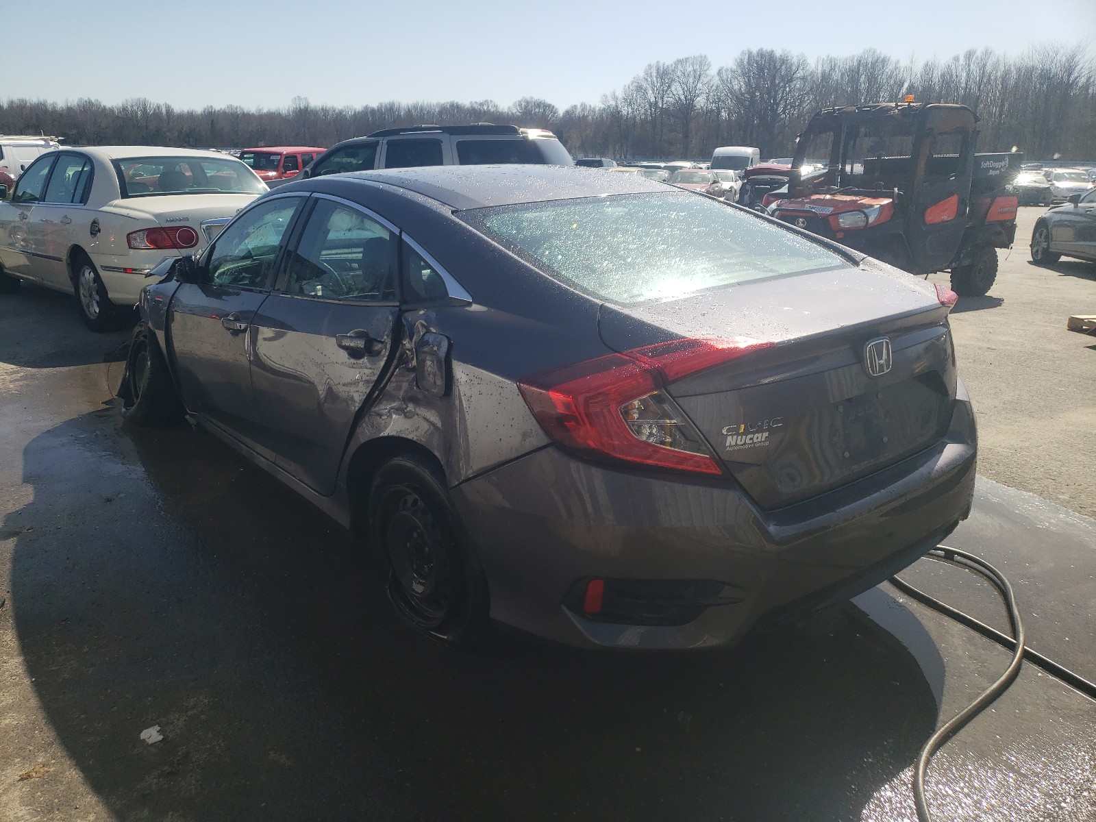 Photo 3 from auction – 2017 HONDA CIVIC LX with VIN 2HGFC2F55HH552070
