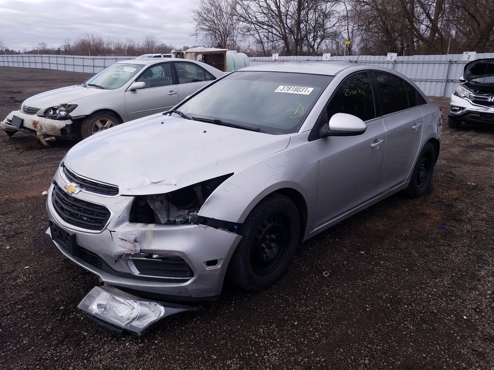 Photo 2 from auction – 2015 CHEVROLET CRUZE LT with VIN 1G1PC5SB3F7157578