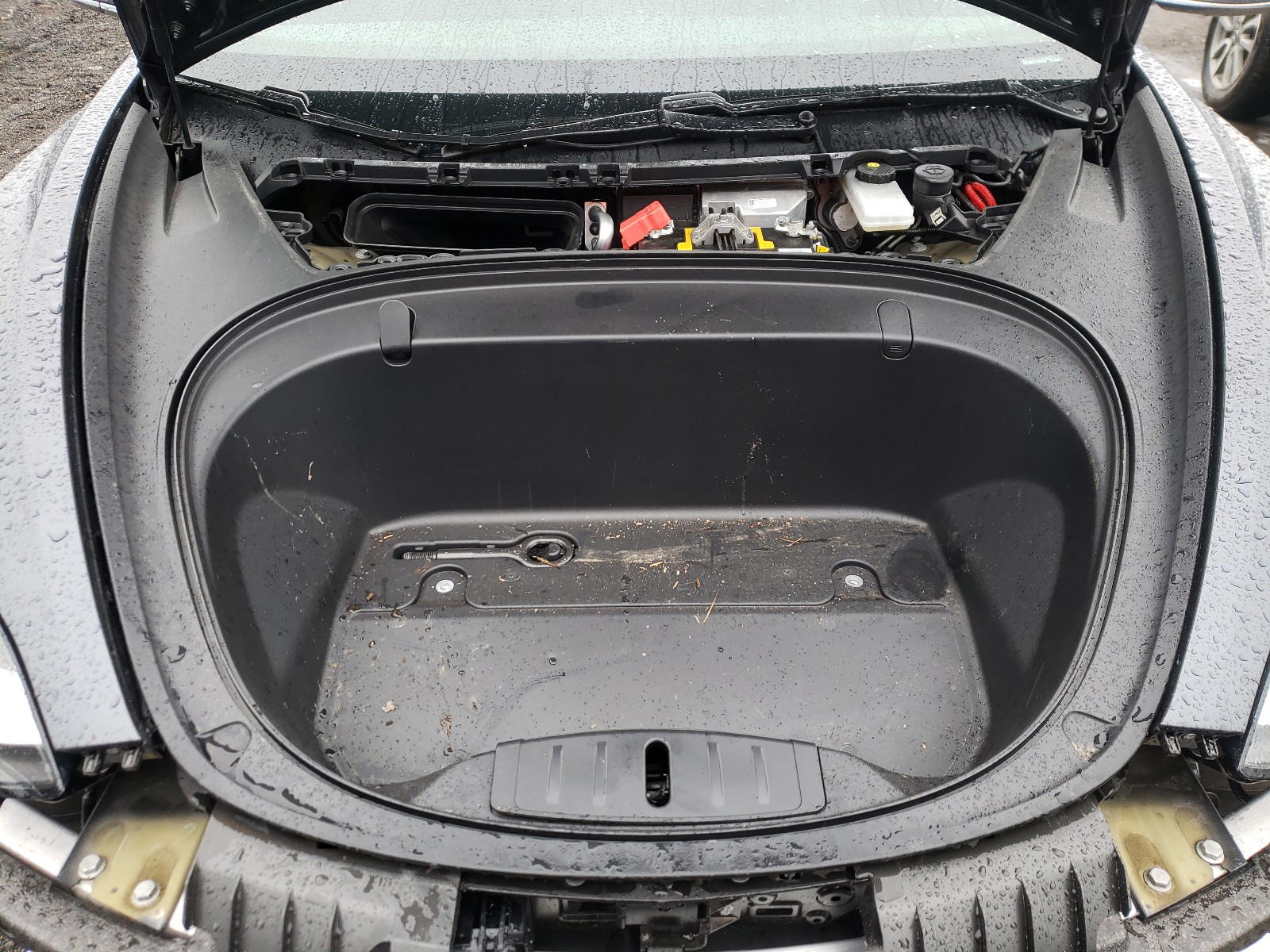 Photo 7 from auction – 2019 TESLA MODEL 3 with VIN 5YJ3E1EA7KF406402