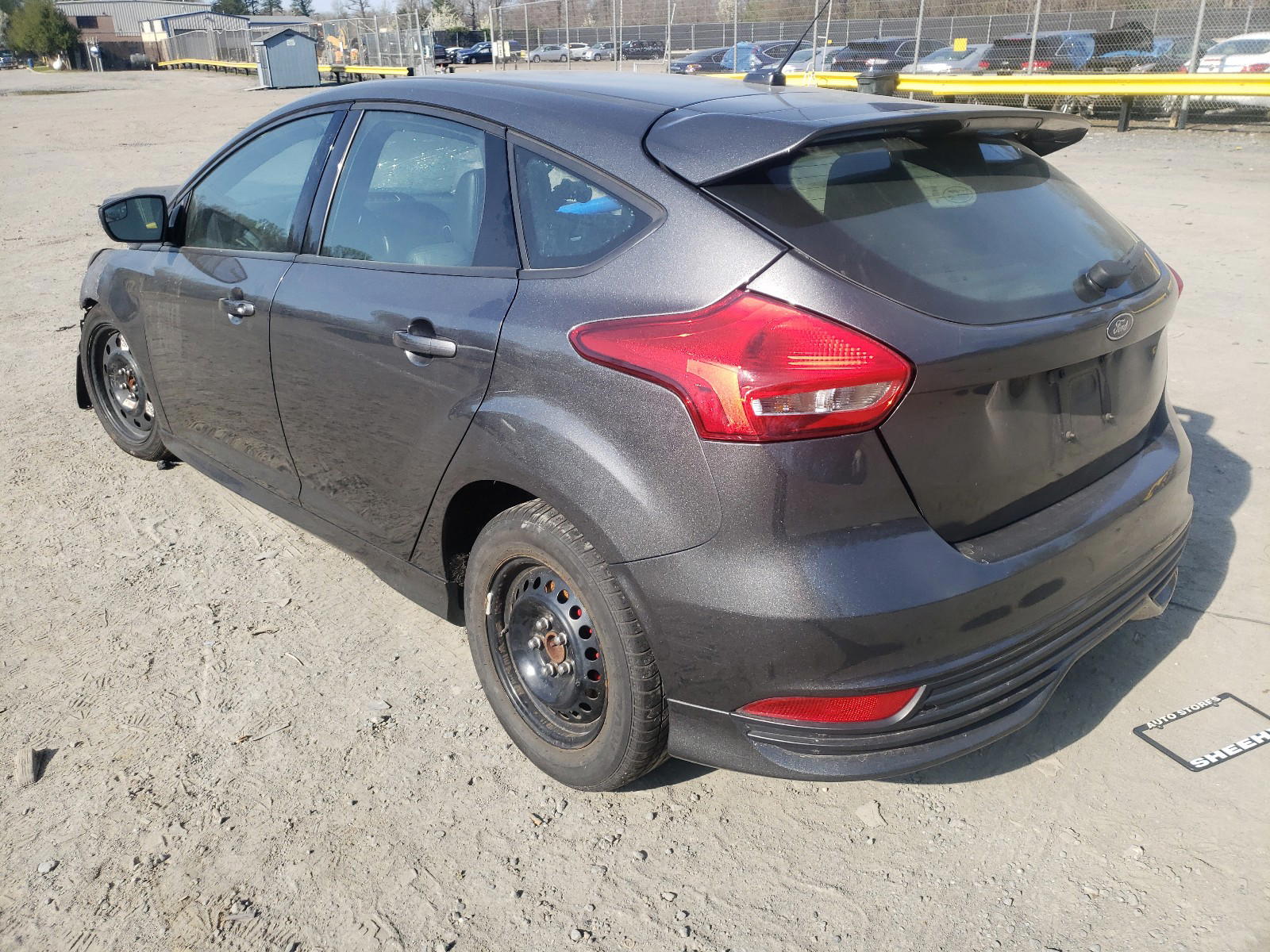 Photo 3 from auction – 2018 FORD FOCUS ST with VIN 1FADP3L90JL331790