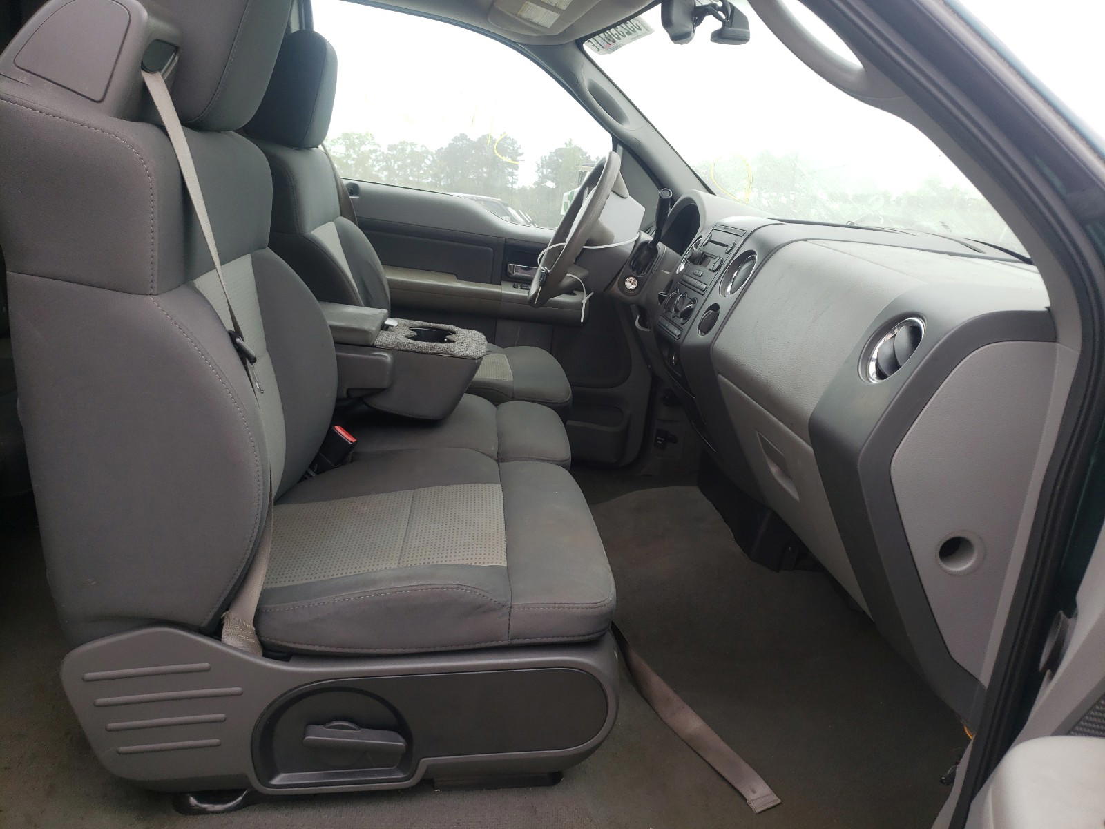 Photo 5 from auction – 2007 FORD F150 with VIN 1FTRX12W87FA64367