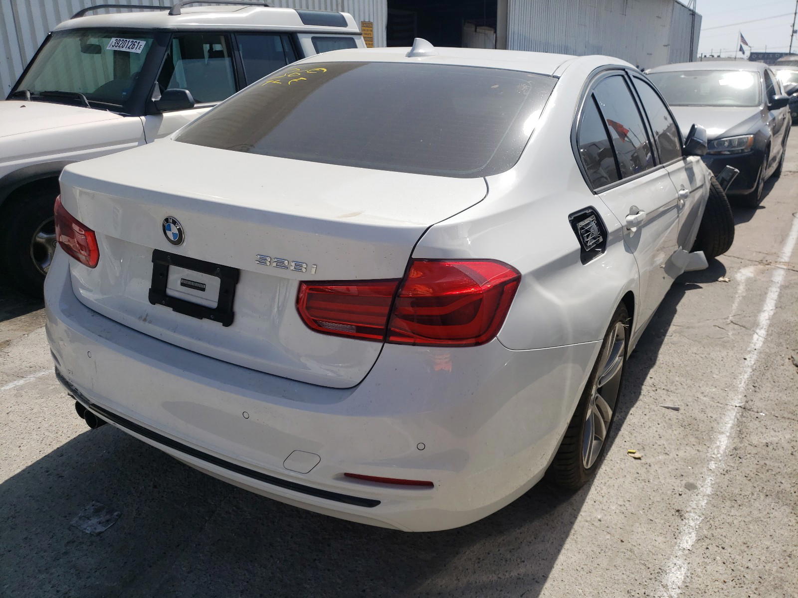Photo 4 from auction – 2016 BMW 328 I SULE with VIN WBA8E9G57GNU28989
