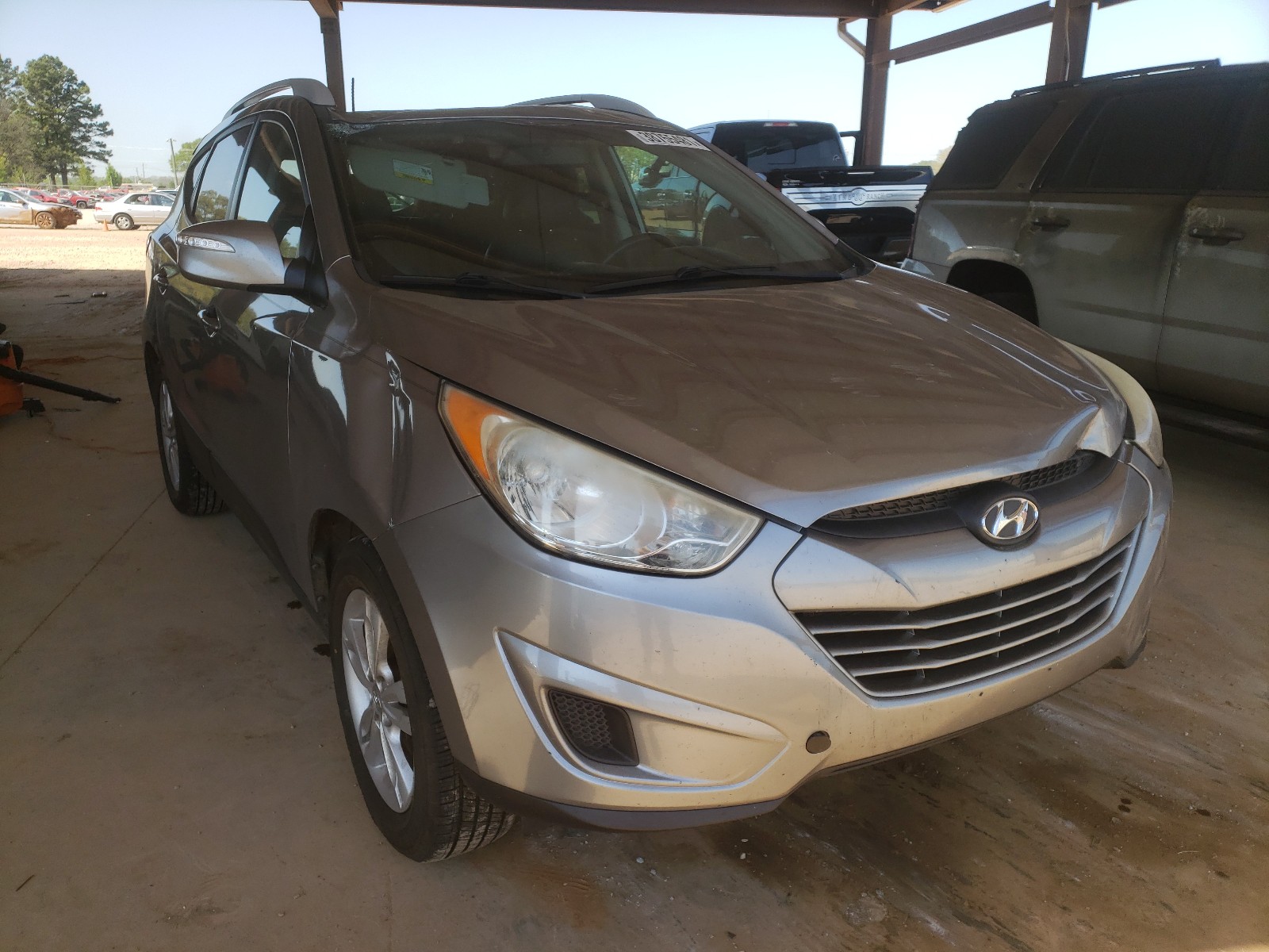 HYUNDAI TUCSON GLS 2012 with VIN KM8JU3AC4CU454912 - Photo from auction