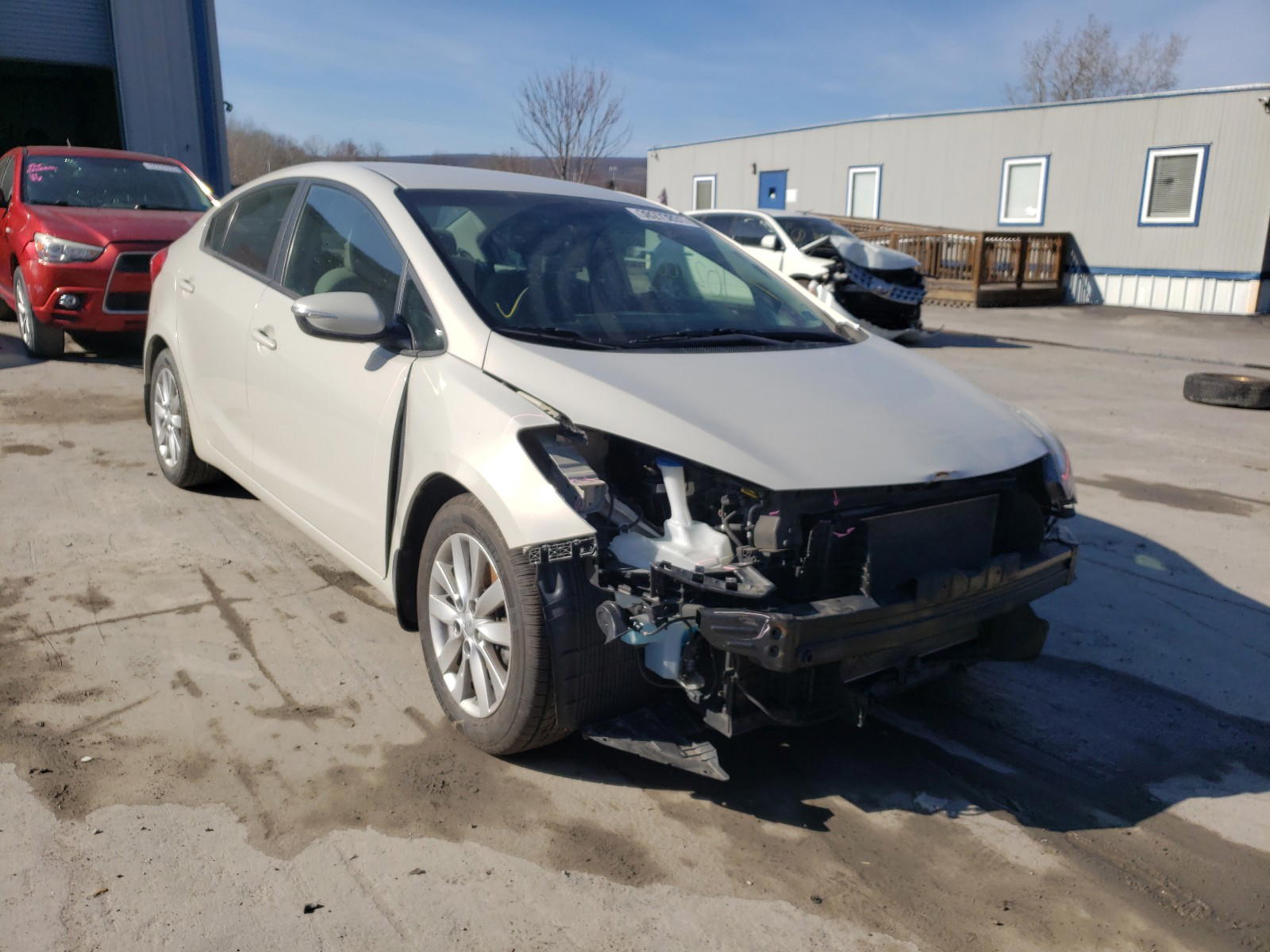 KIA FORTE LX 2014 with VIN KNAFX4A67E5070019 - Photo from auction