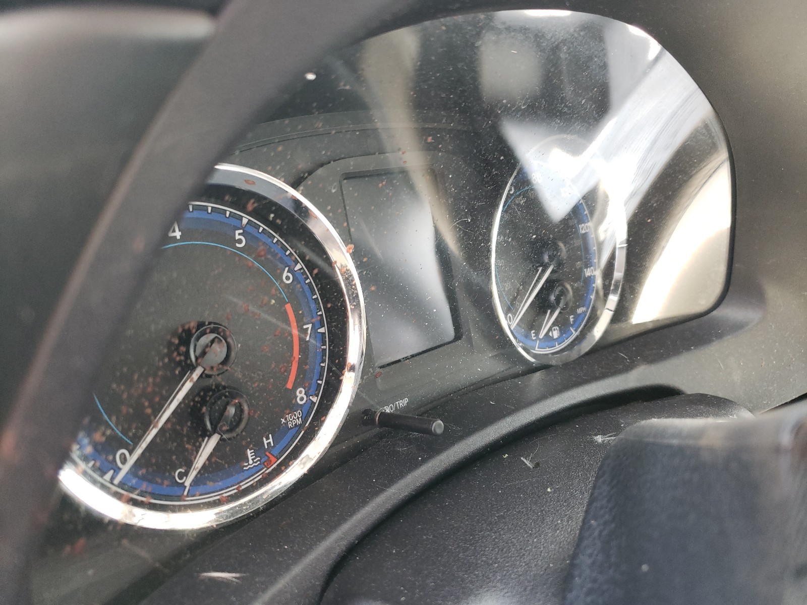 صورة رقم 8 من المزاد - 2017 TOYOTA COROLLA L مع VIN 2T1BURHEXHC861740