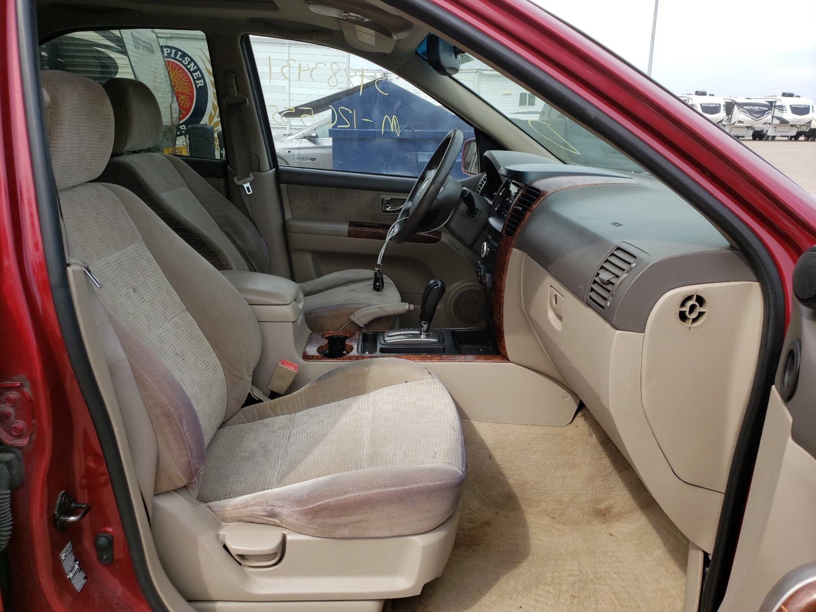 Photo 5 from auction – 2004 KIA SORENTO EX with VIN KNDJC733345187723