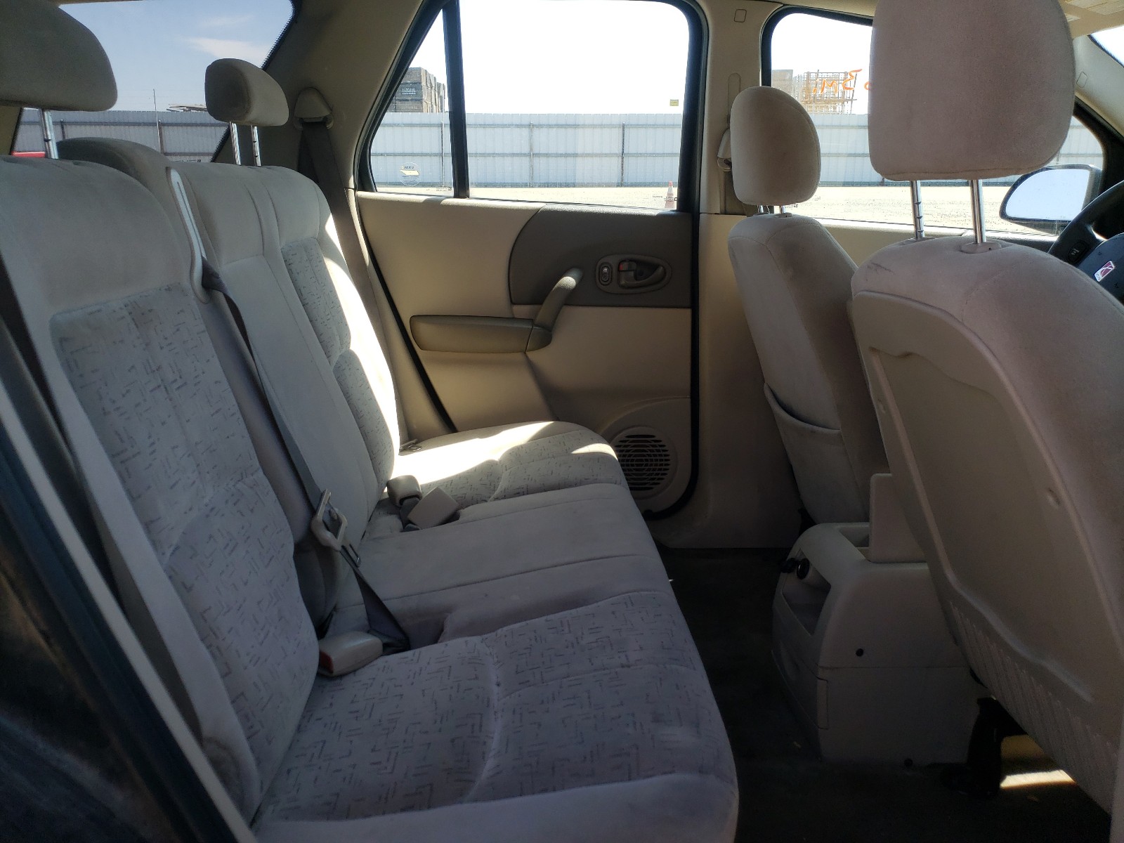 Zdjęcie 6 z aukcji – 2003 SATURN VUE z VIN 5GZCZ53B23S879201