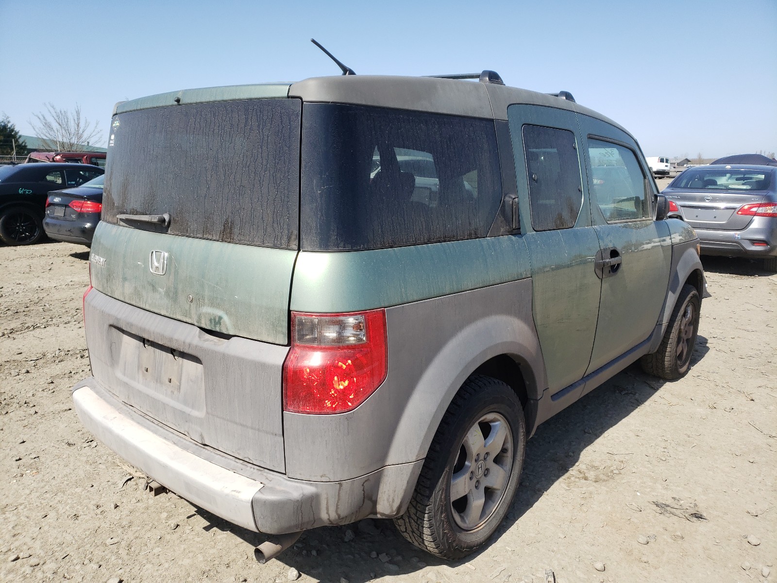Foto 4 de la subasta – 2004 HONDA ELEMENT EX con VIN 5J6YH28534L026646