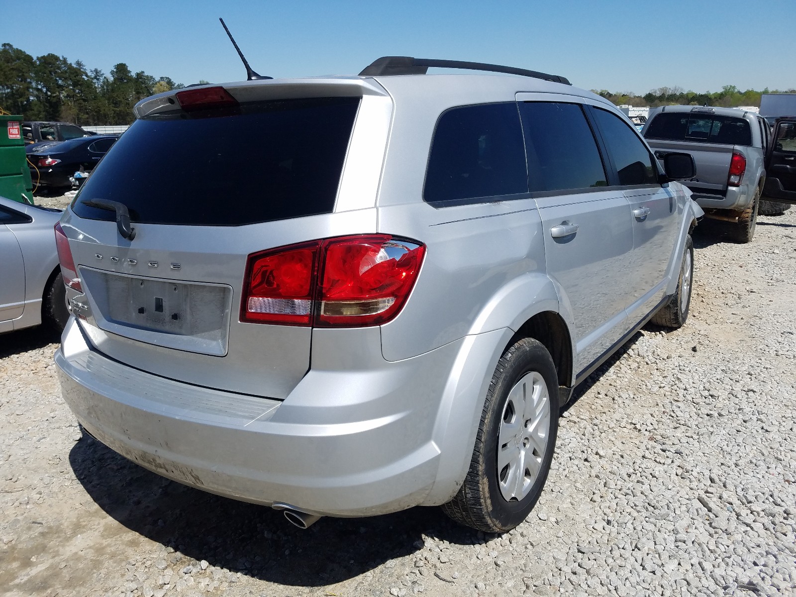 Zdjęcie 4 z aukcji – 2014 DODGE JOURNEY SE z VIN 3C4PDDAG2ET223625