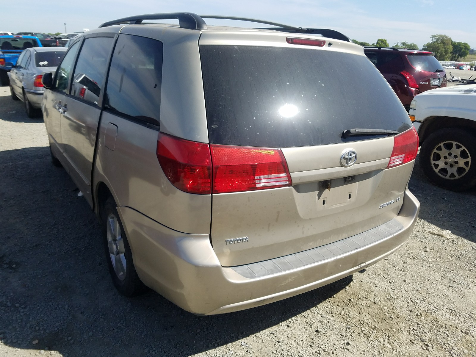 Photo 3 from auction – 2004 TOYOTA SIENNA CE with VIN 5TDZA23C04S162512