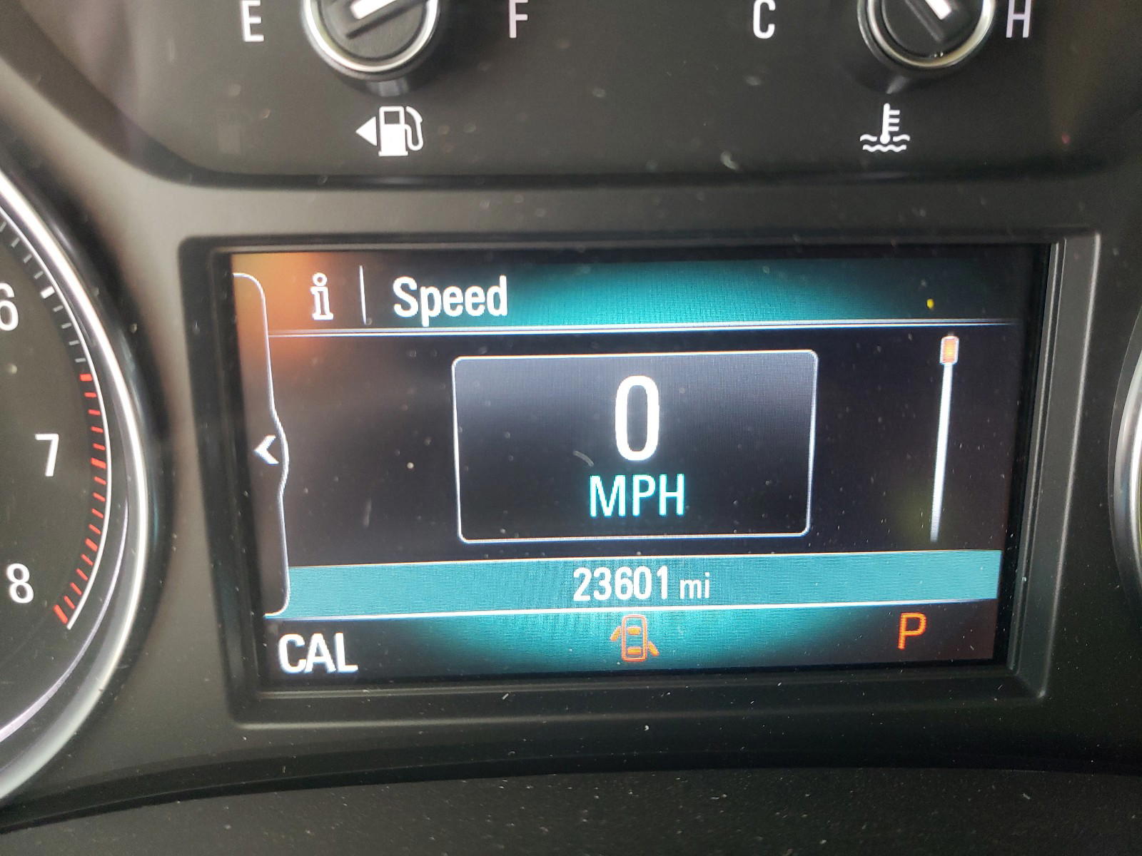 Photo 8 from auction – 2019 BUICK ENCLAVE with VIN 5GAERAKW2KJ126832