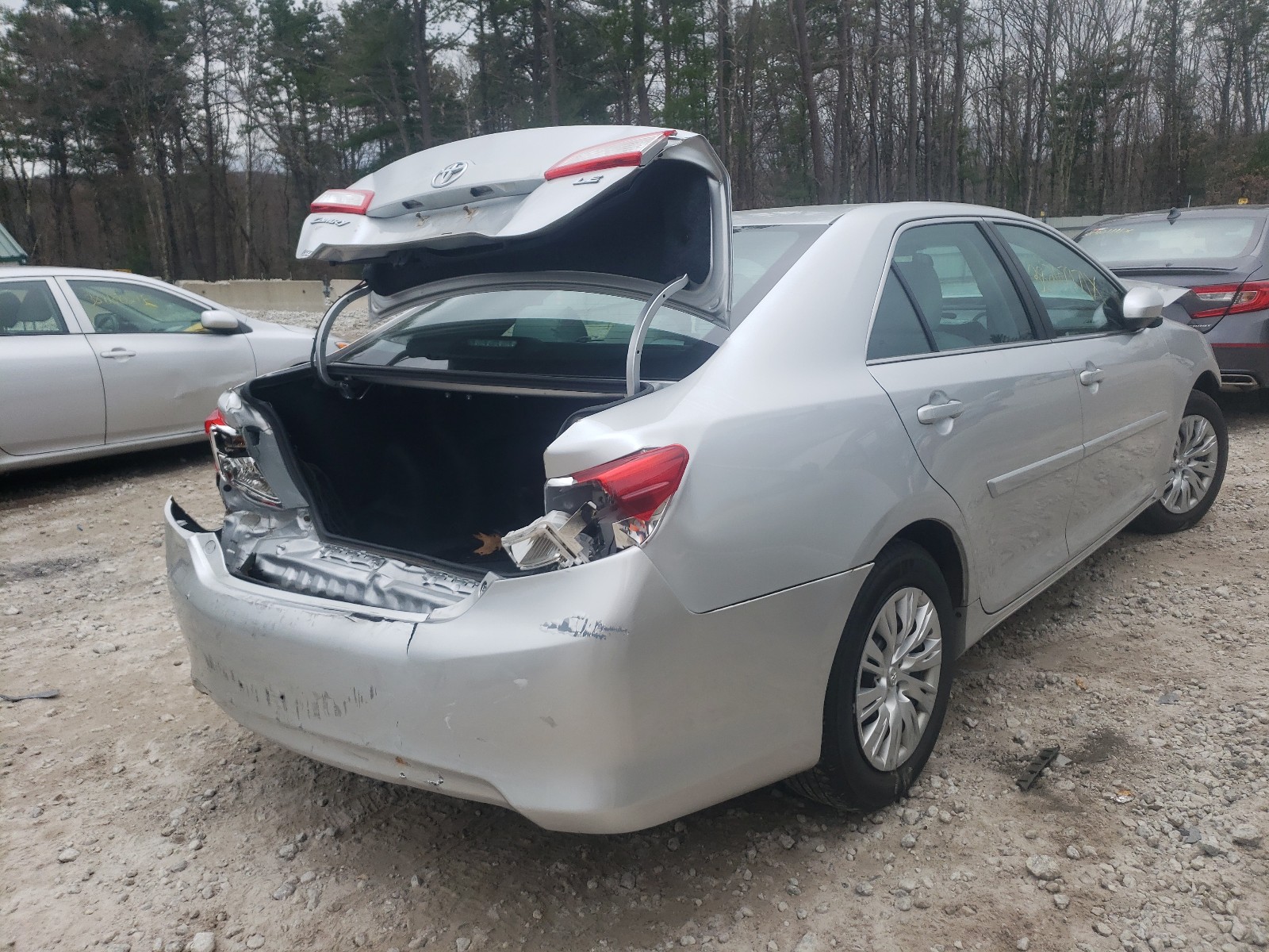 Photo 4 from auction – 2013 TOYOTA CAMRY L with VIN 4T1BF1FK9DU249753