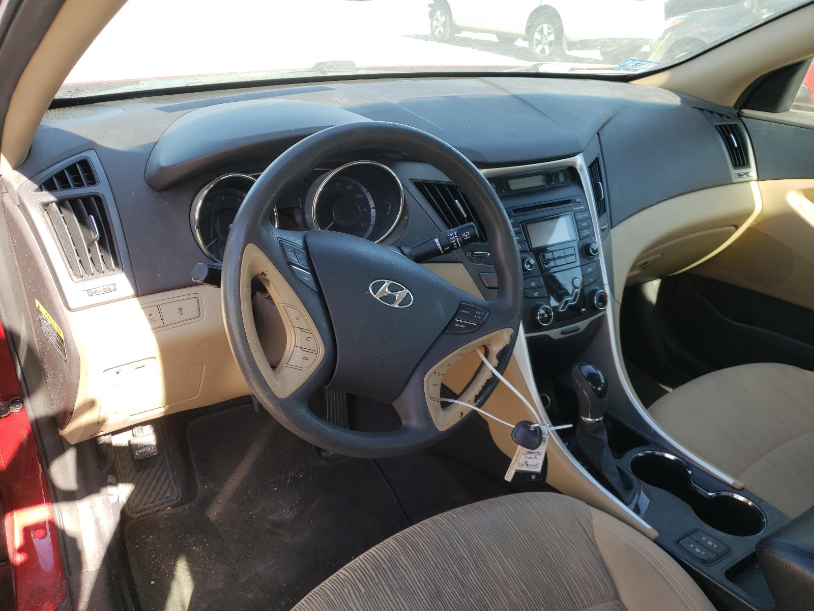 Photo 9 from auction – 2013 HYUNDAI SONATA GLS with VIN 5NPEB4AC4DH563934