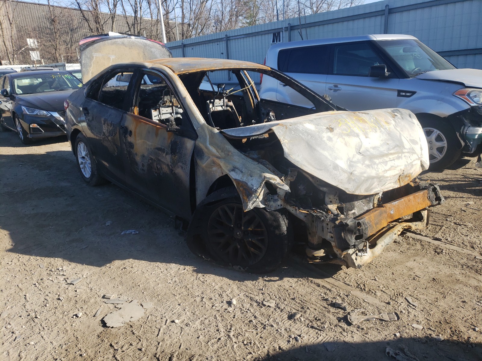 Photo 9 from auction – 2016 TOYOTA CAMRY LE with VIN 4T1BF1FK9GU235999
