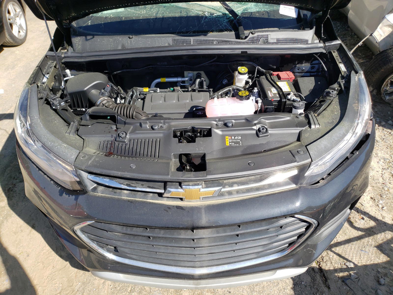 Photo 7 from auction – 2021 CHEVROLET TRAX with VIN KL7CJLSB7MB315086