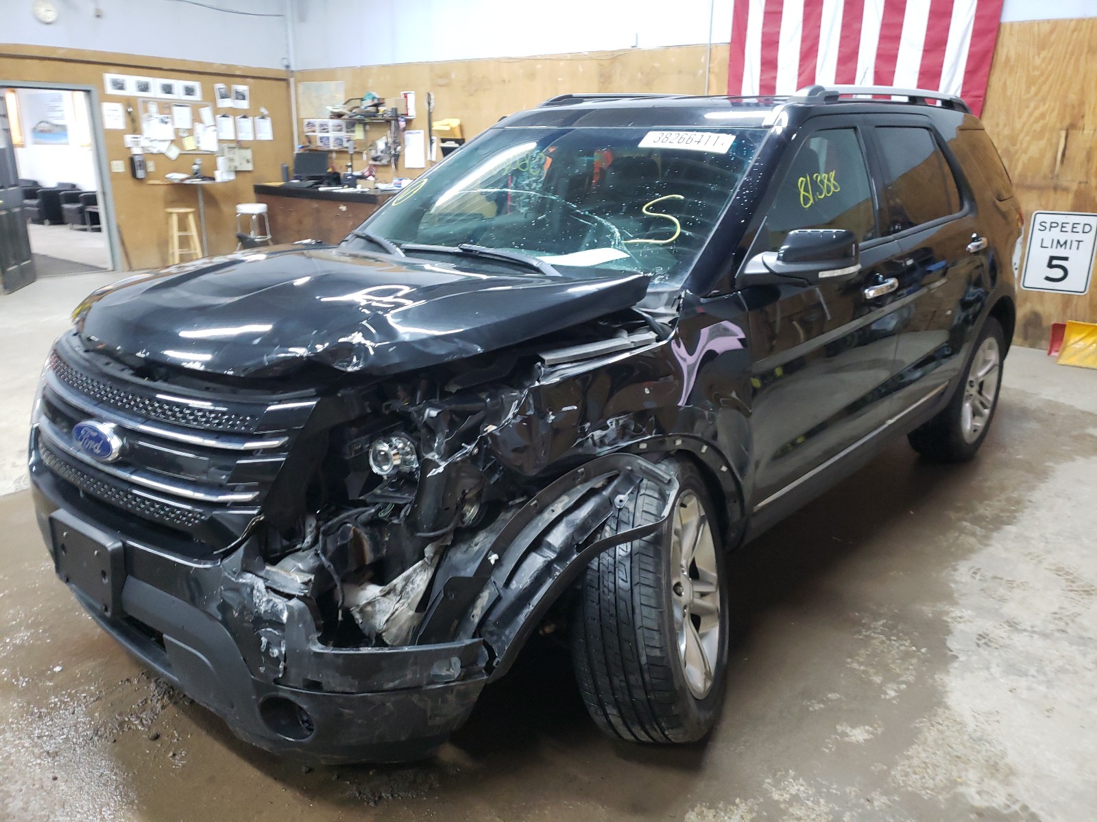 صورة رقم 2 من المزاد - 2015 FORD EXPLORER L مع VIN 1FM5K8F80FGC26143